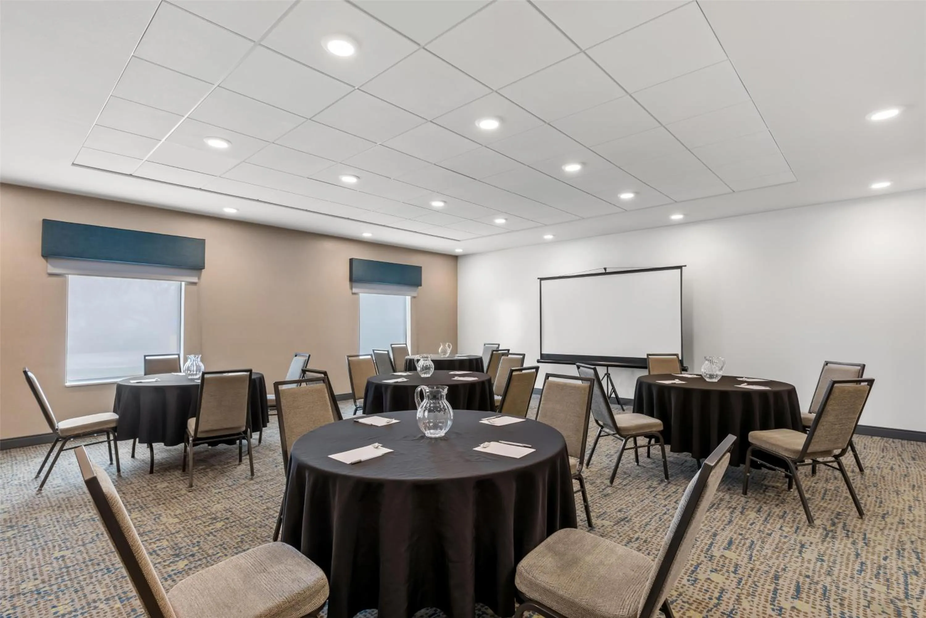 Meeting/conference room in Hampton Inn Fond du Lac