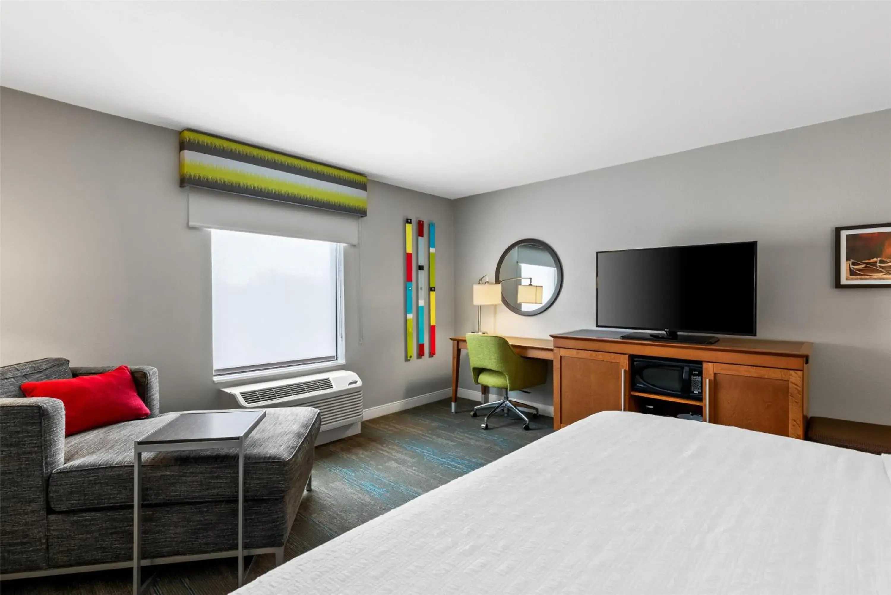 King Room - Non-Smoking in Hampton Inn Fond du Lac King Room - Non-Smoking in Hampton Inn Fond du Lac