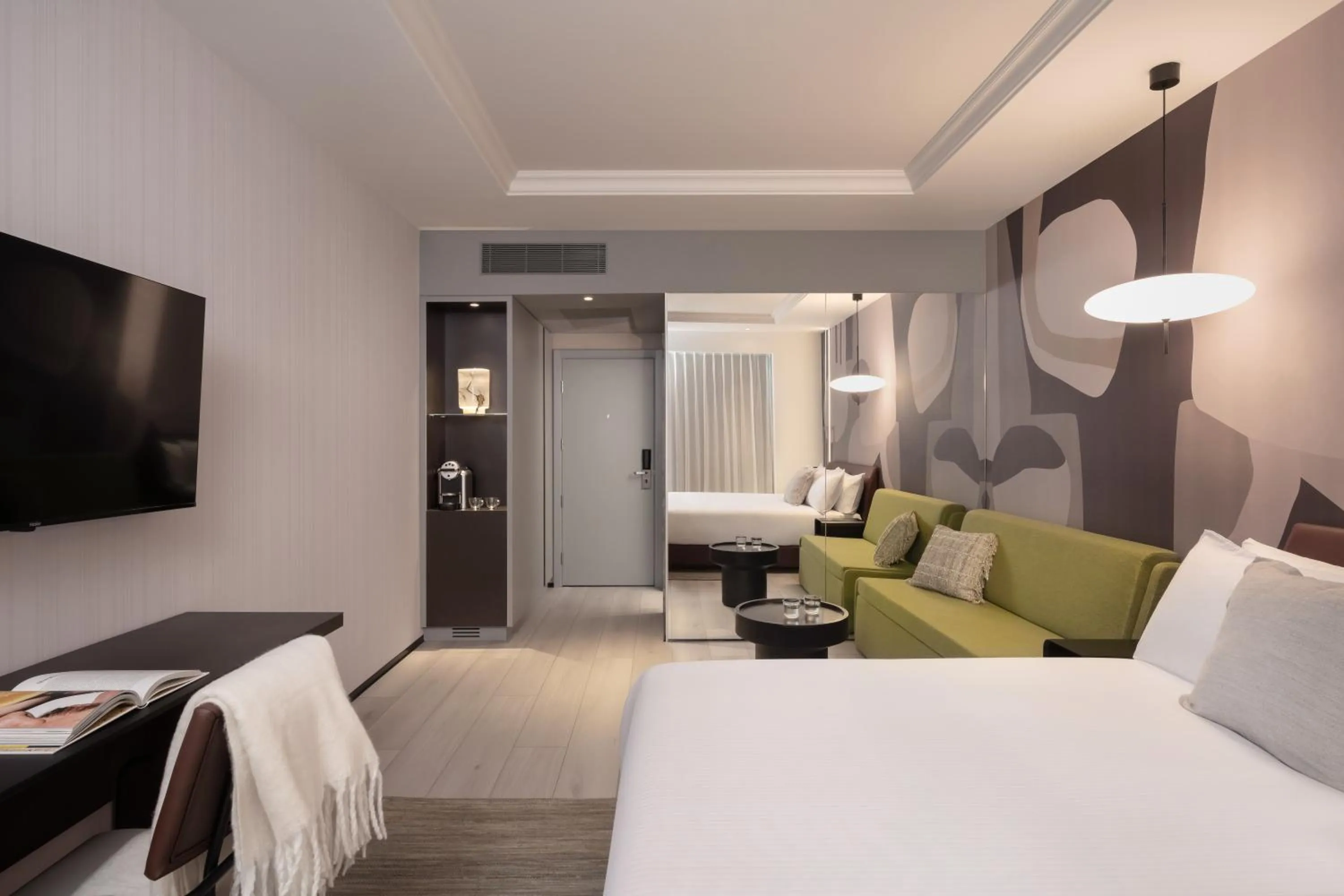 Bed in Leonardo Plaza City Tower Tel Aviv