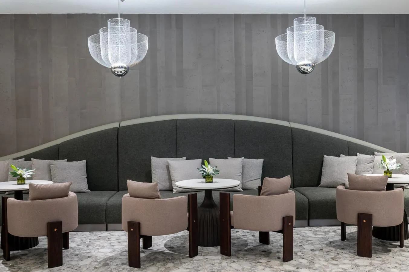 Seating area in Leonardo Plaza City Tower Tel Aviv