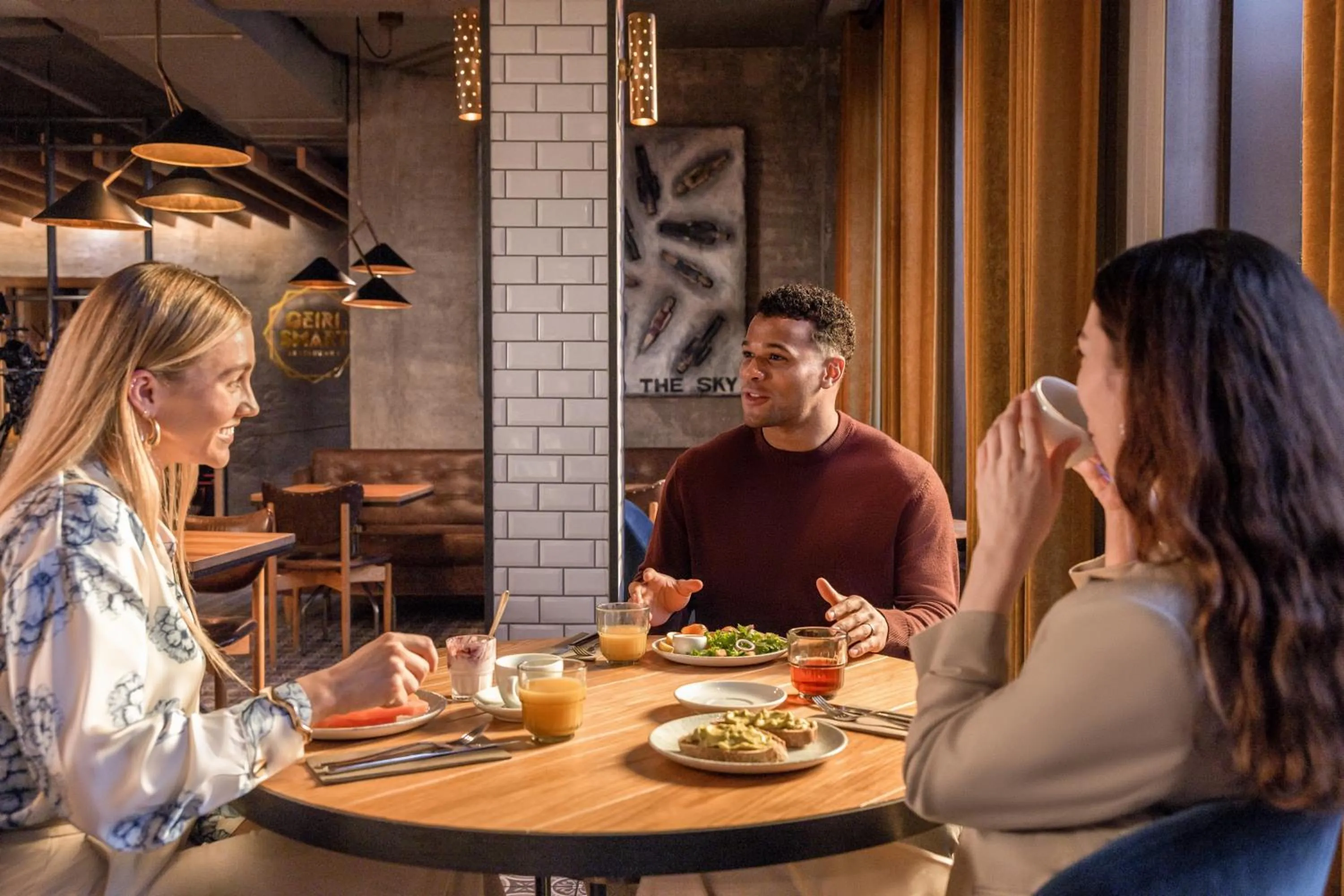 Restaurant/places to eat in Canopy by Hilton Reykjavik City Centre