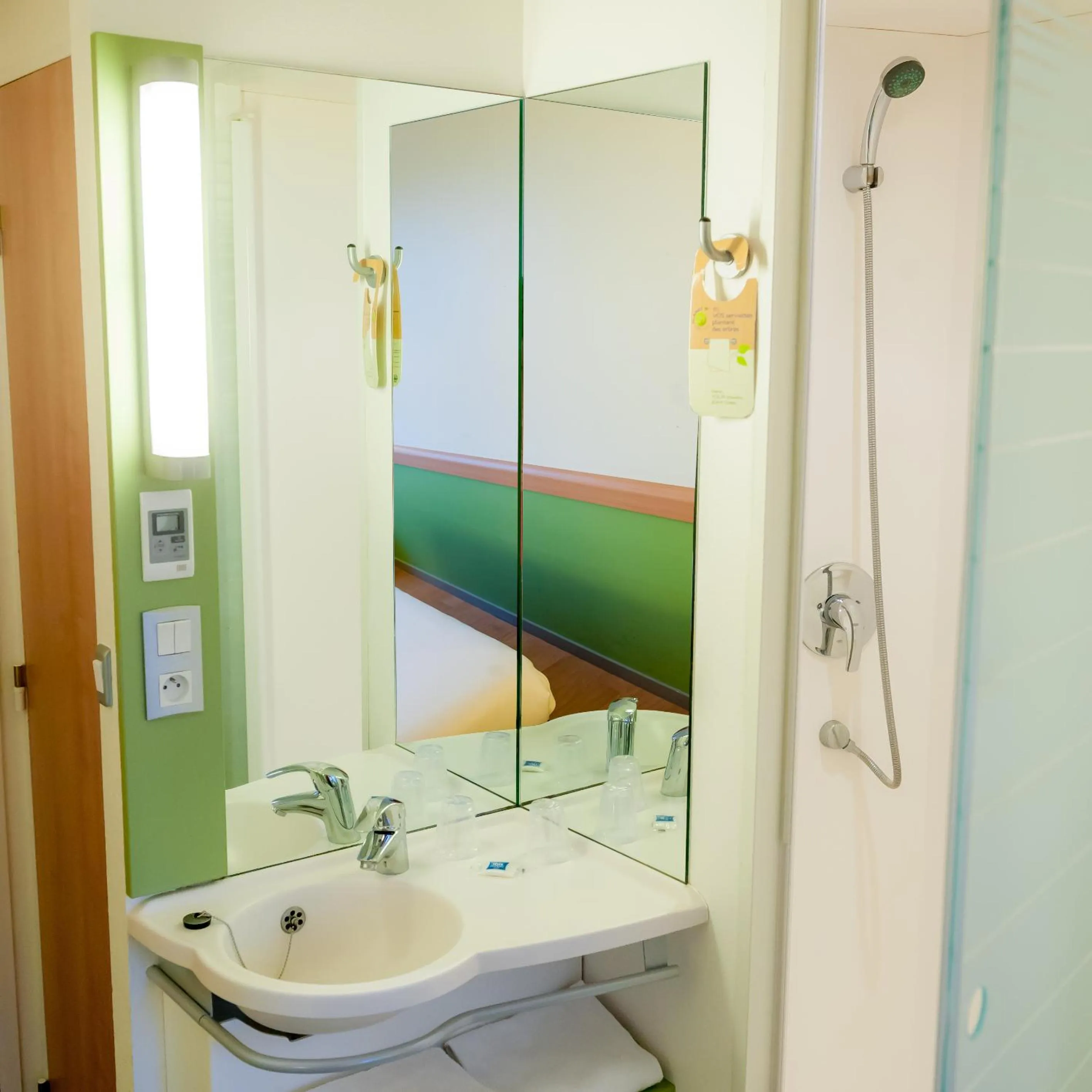 Single Room in Ibis Budget Bayeux