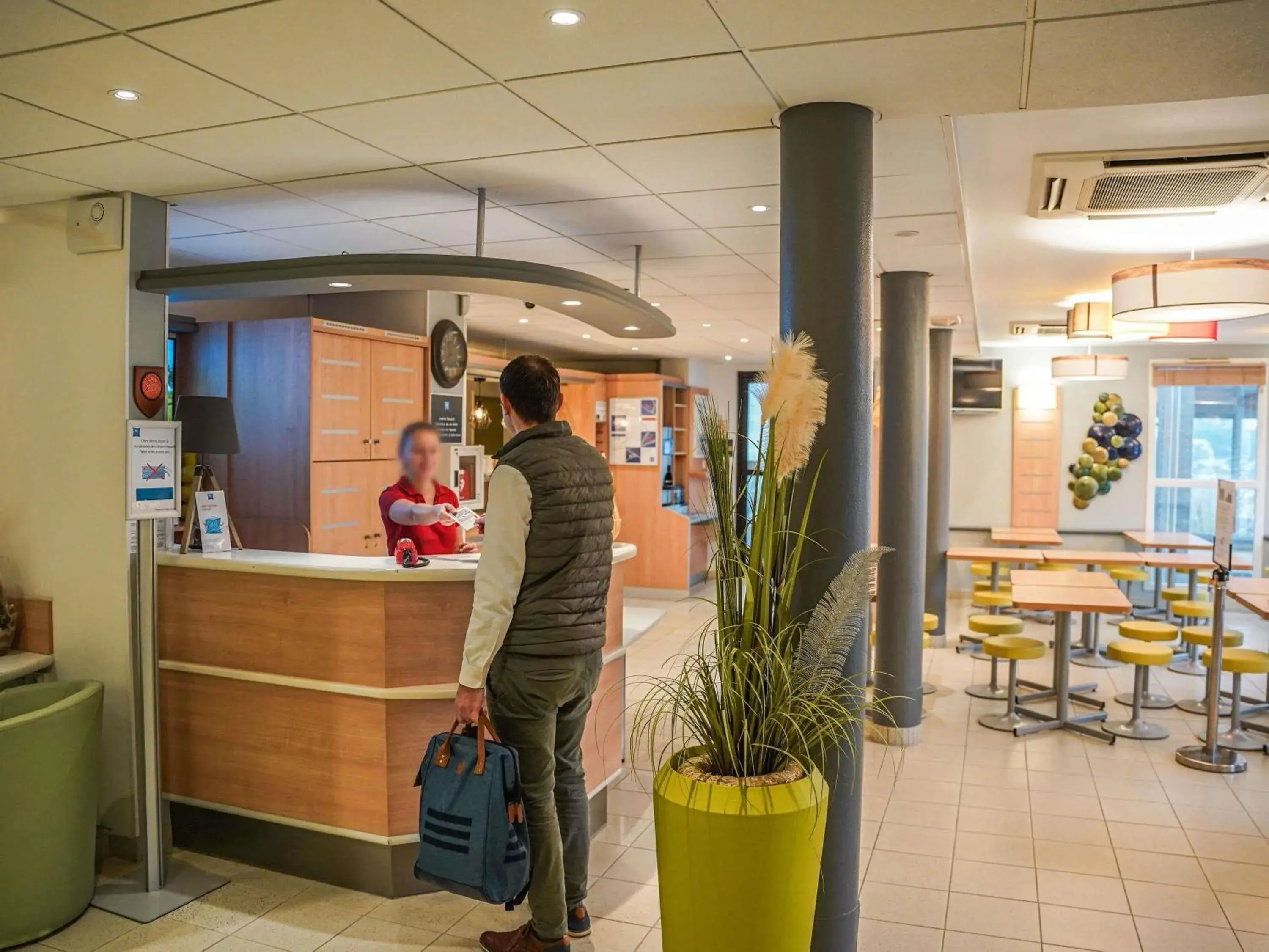 Property building in Ibis Budget Bayeux Property building in Ibis Budget Bayeux