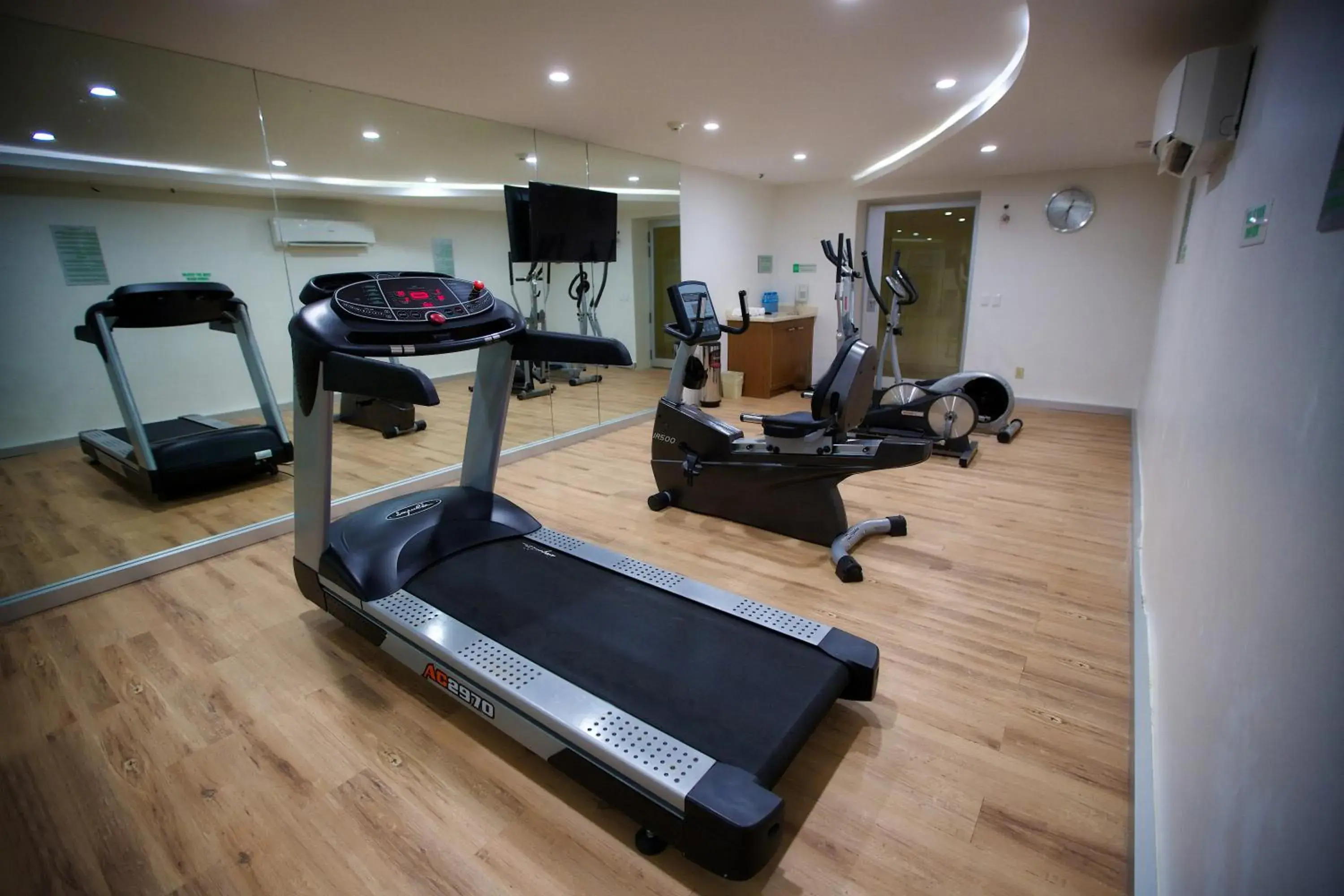 Fitness centre/facilities in Continental Caribe Bay Fitness centre/facilities in Continental Caribe Bay