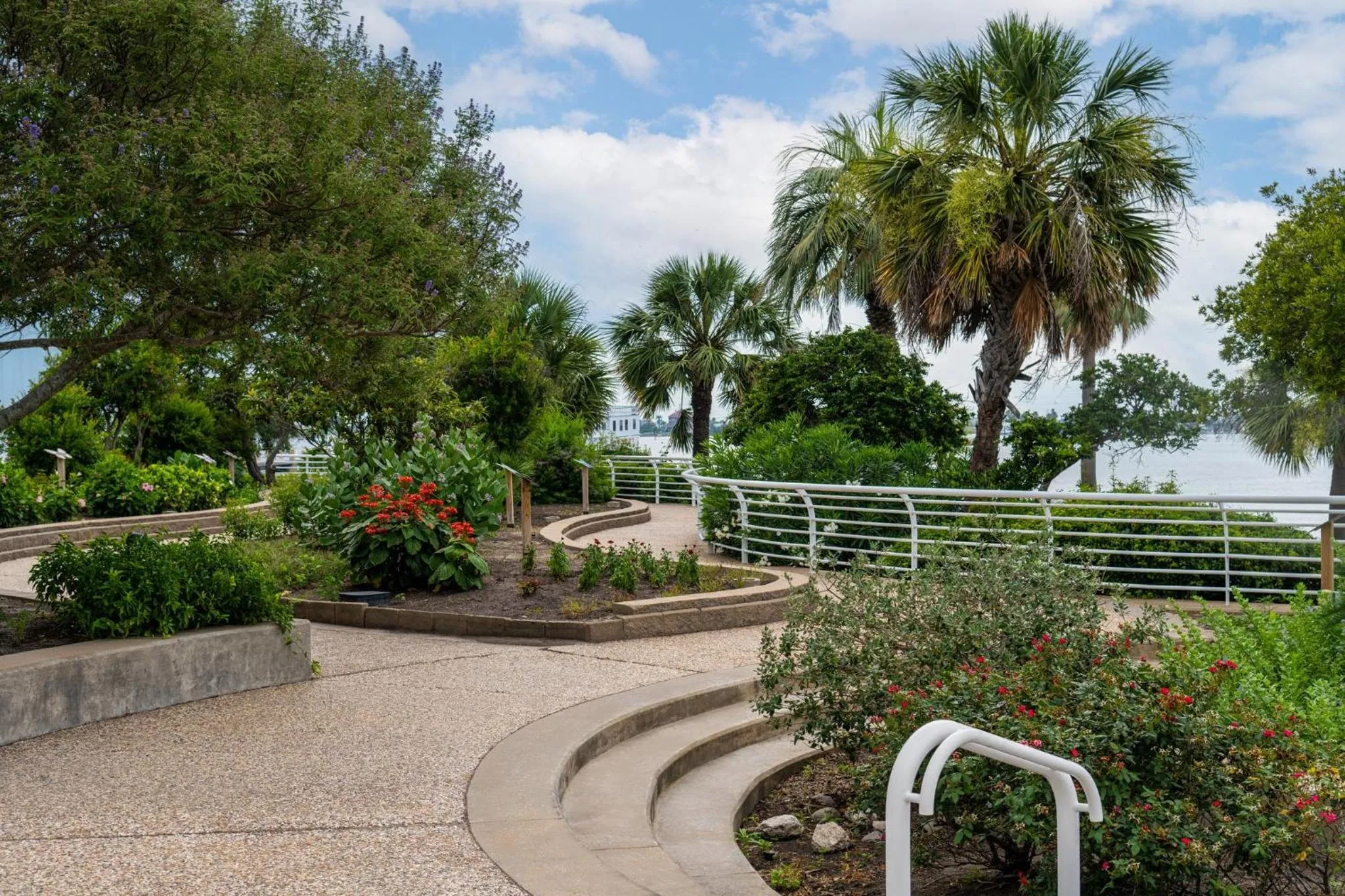 Area and facilities in Galveston Inn & Suites Hotel