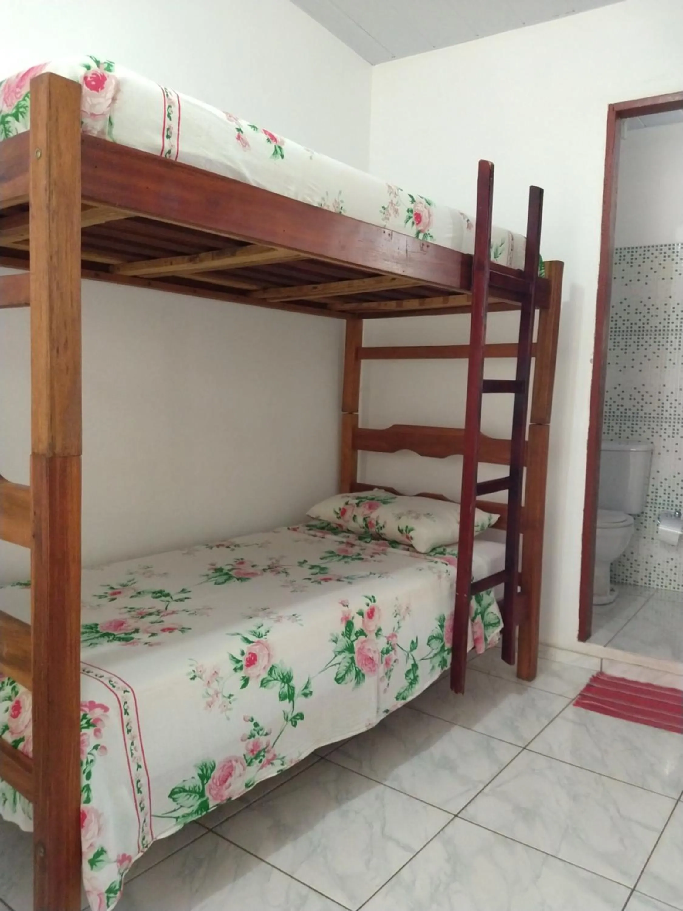 bunk bed, Bed in Pousada Jatobá