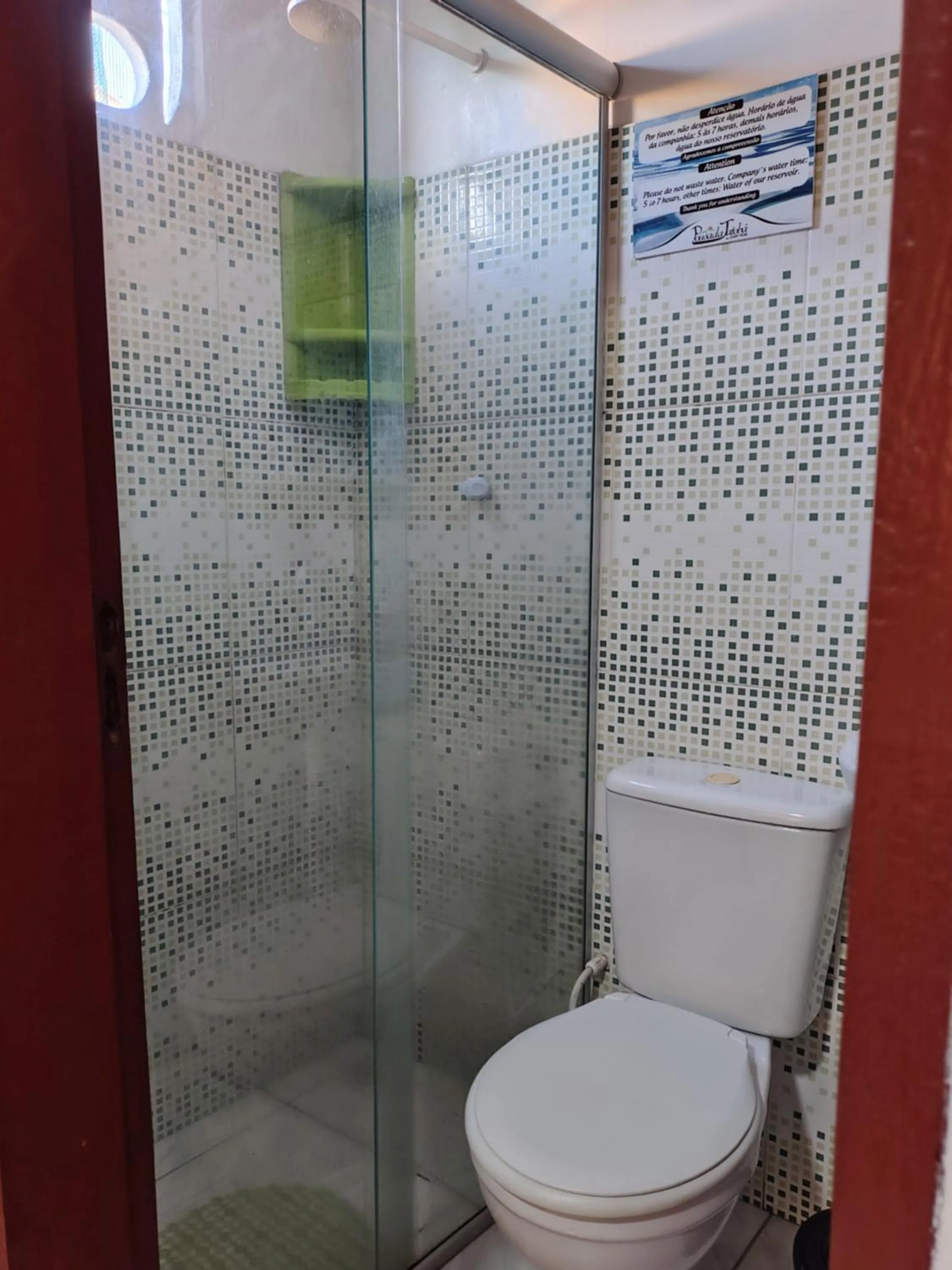Shower in Pousada Jatobá