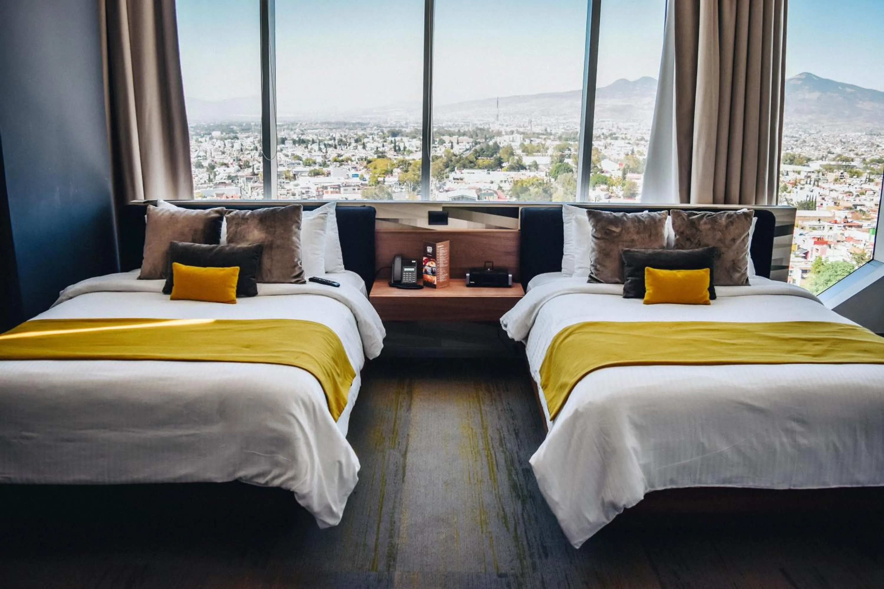 Photo of the whole room, Bed in Hotel Belo Grand Morelia