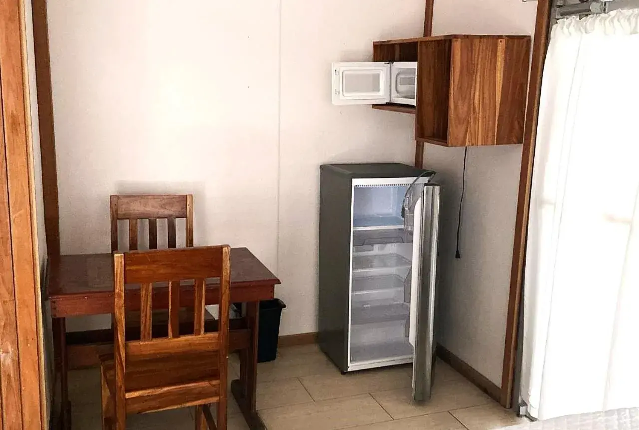 Basic Triple Room in Coconut Tree West Bay Basic Triple Room in Coconut Tree West Bay