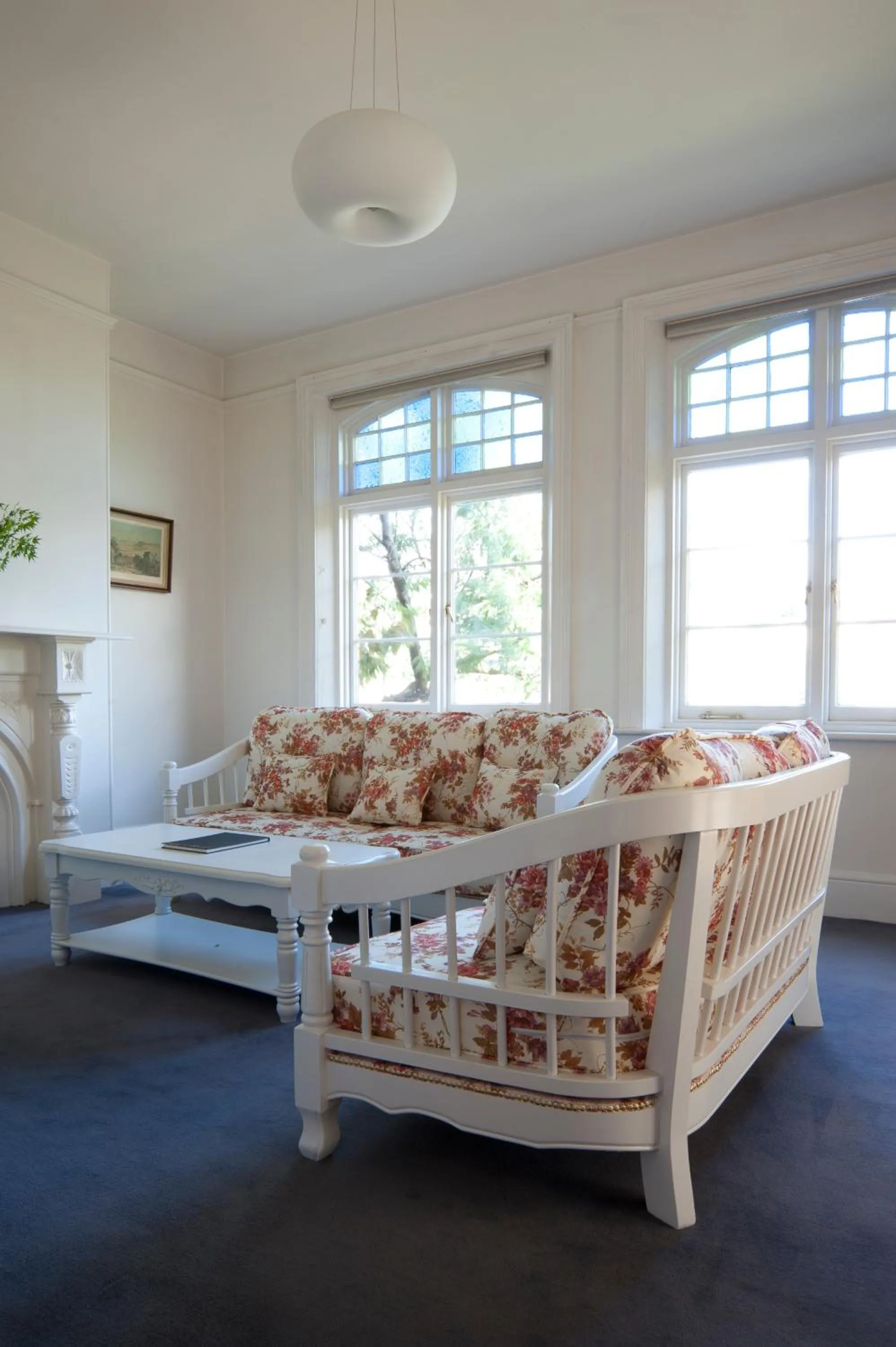 Day in Lowena Cafe and Accommodation