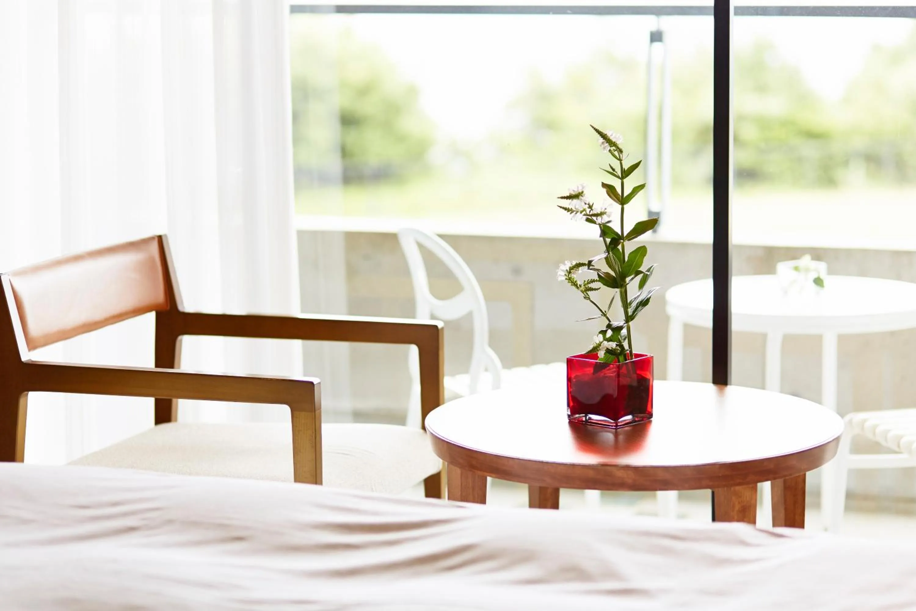 Seating area, Bed in Hotel Anaga