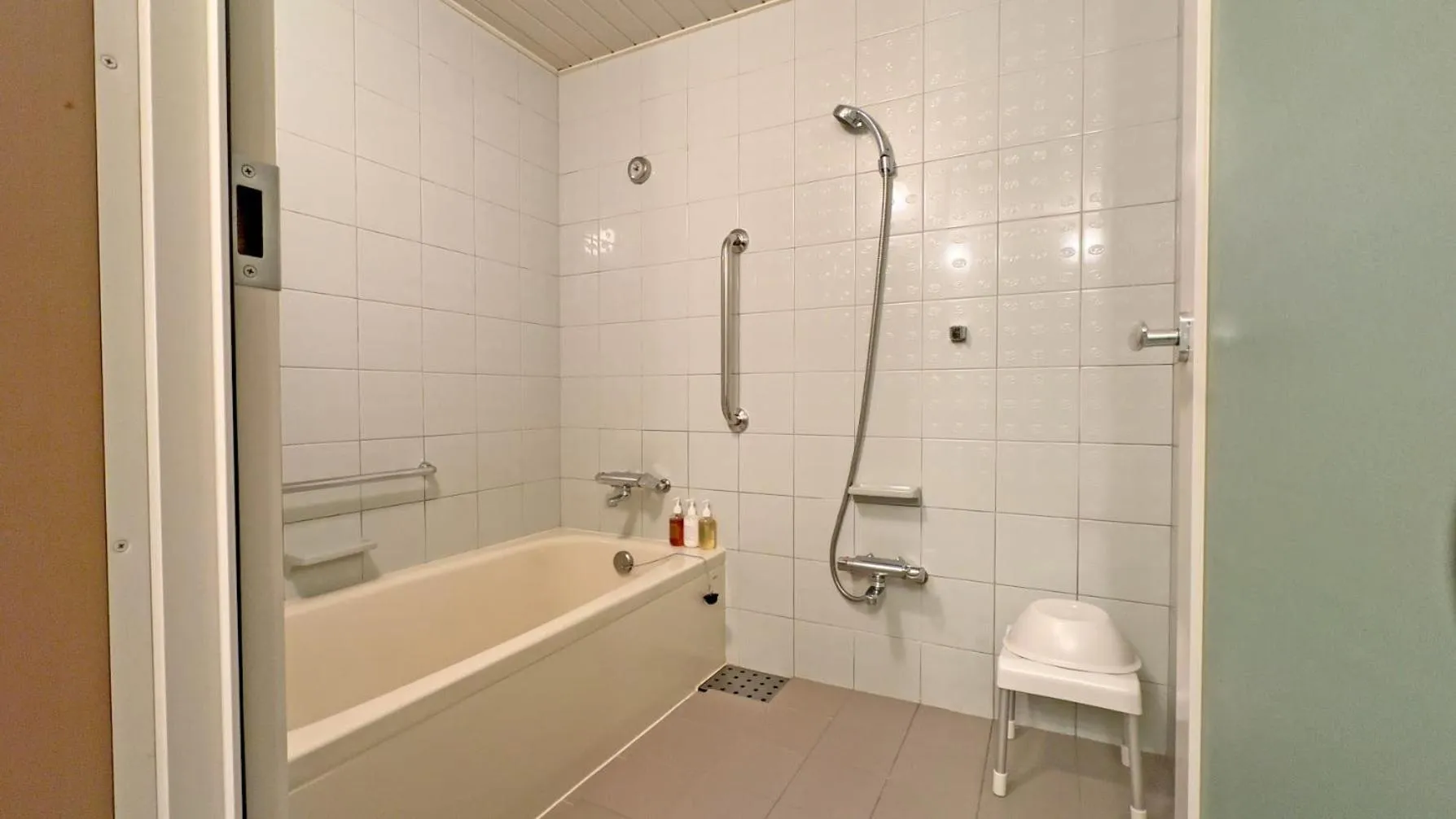 Bathroom in Hotel Anaga