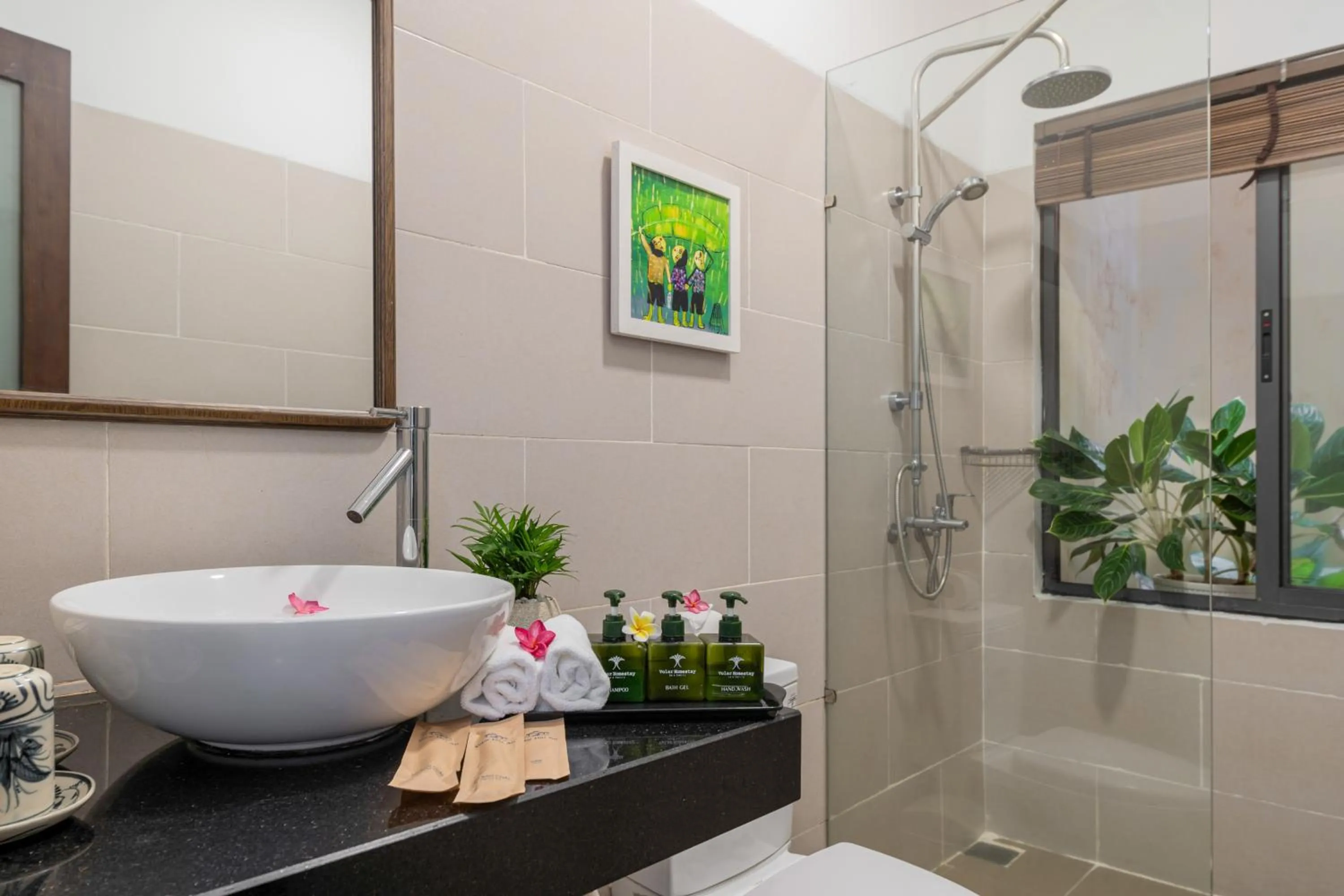 Shower in Volar Hoi An