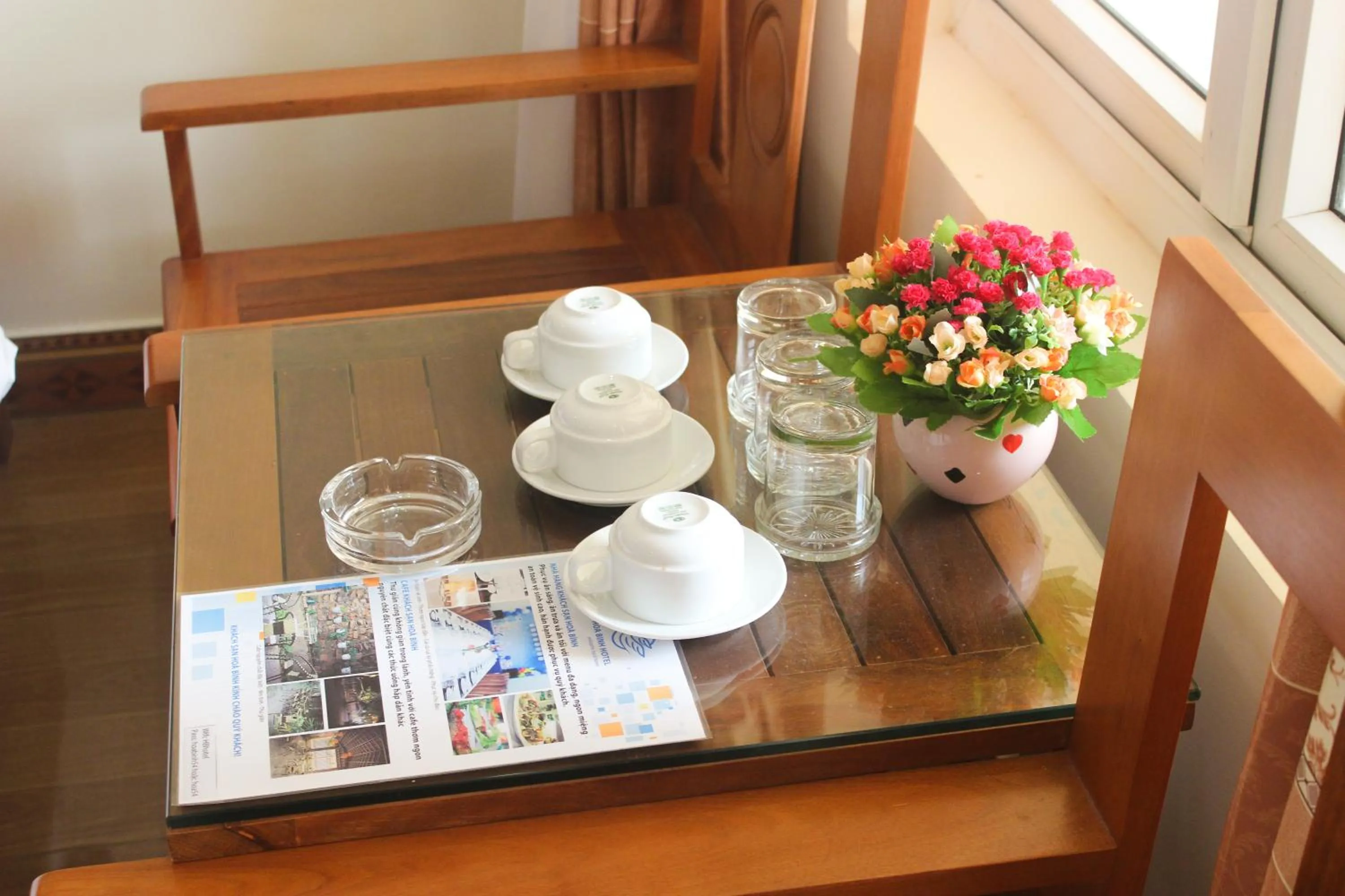 Photo of the whole room in Hoa Binh Hotel