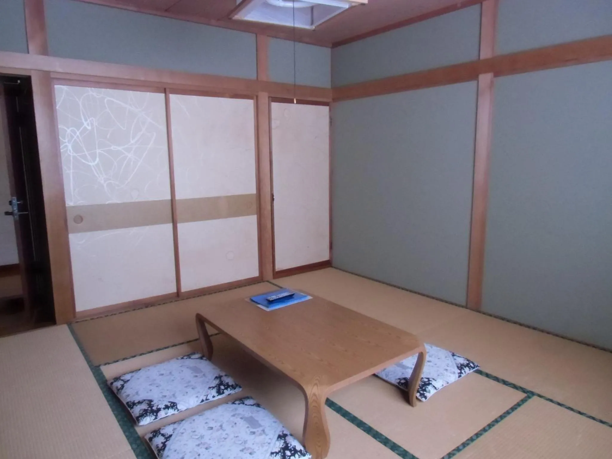 Photo of the whole room in Villa South Fuji