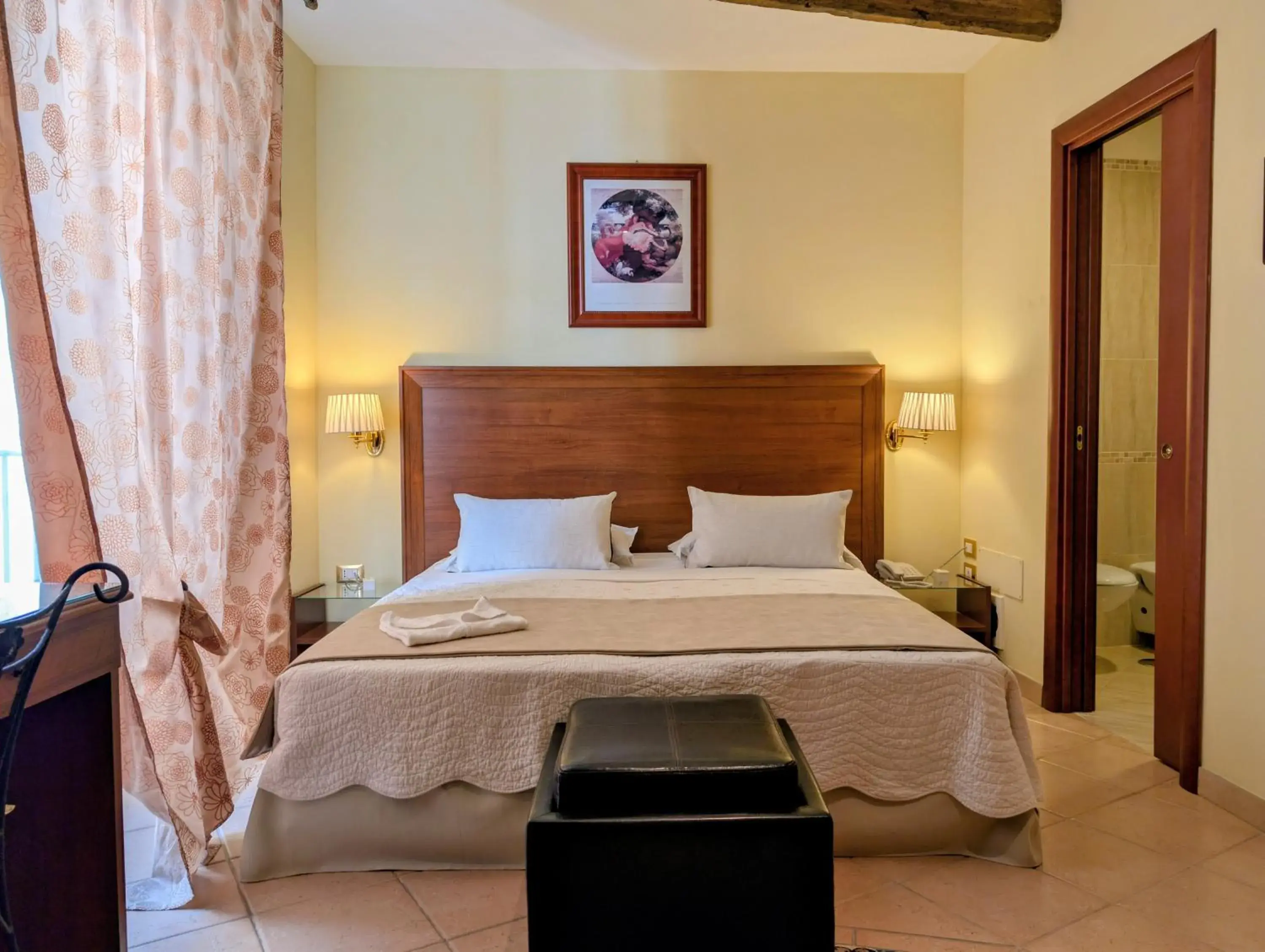 Bed in S.Andrea degli Armeni Dimora di Charme Bed in S.Andrea degli Armeni Dimora di Charme