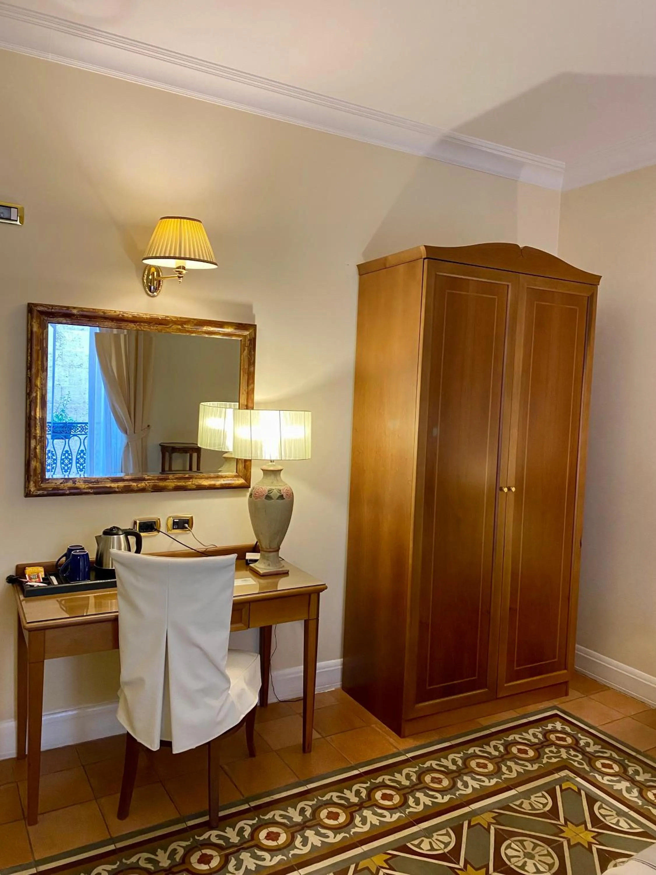 Hotel Akropolis - Museum Hotel