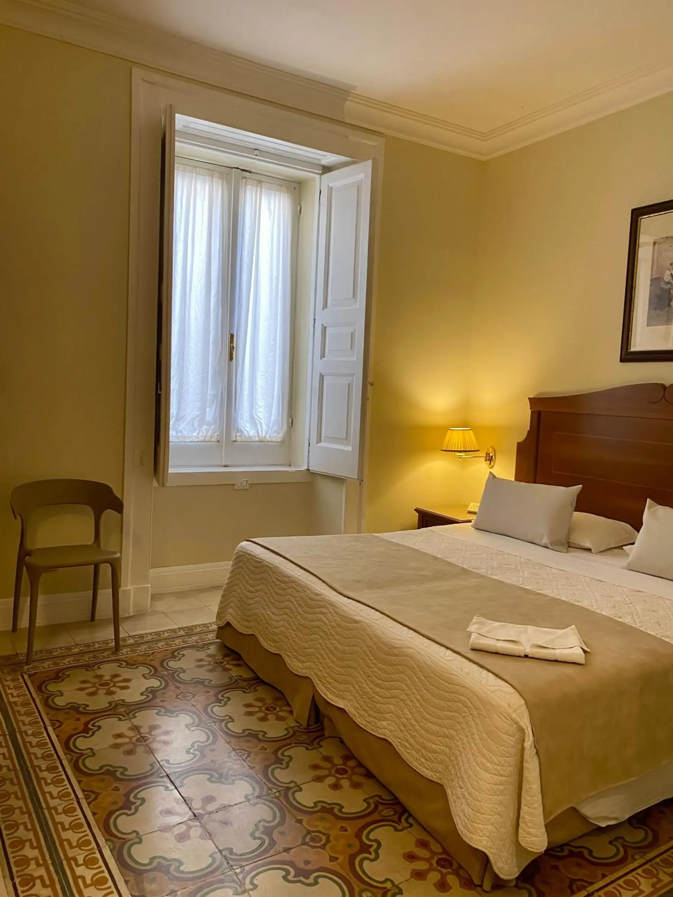 Bed in Hotel Akropolis - Museum Hotel Bed in Hotel Akropolis - Museum Hotel