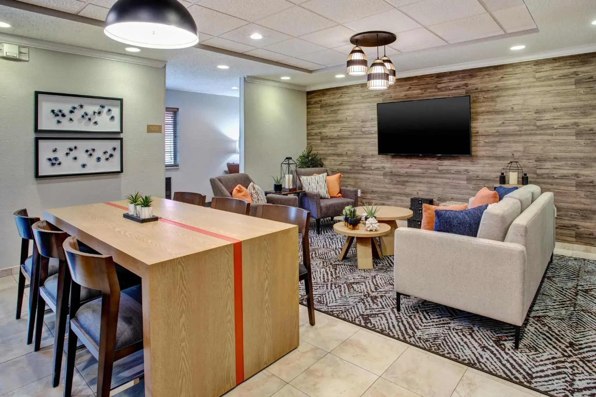 Property building in Candlewood Suites Kenosha - Pleasant Prairie by IHG Property building in Candlewood Suites Kenosha - Pleasant Prairie by IHG