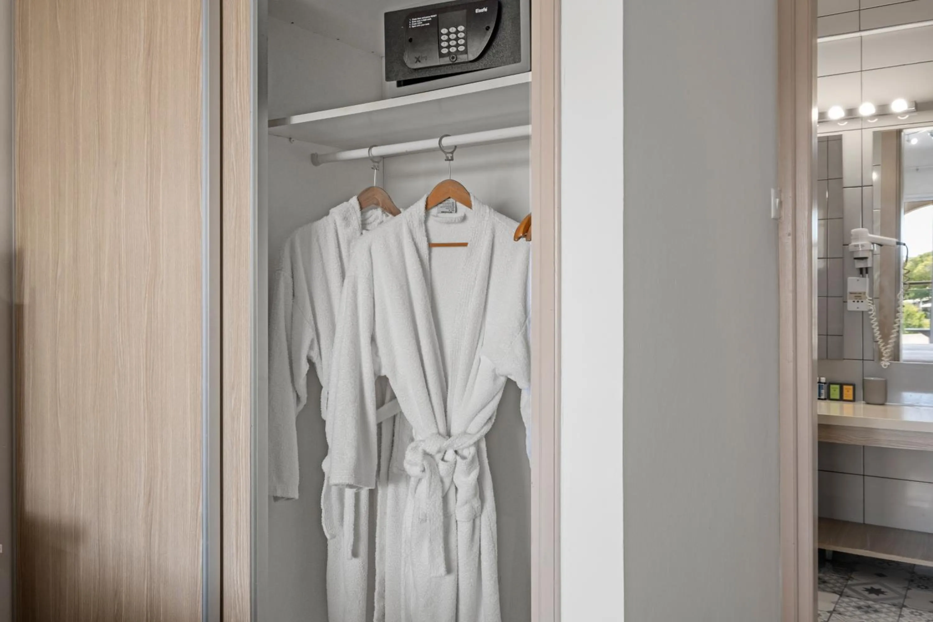 wardrobe in Pandream Hotel Apartments