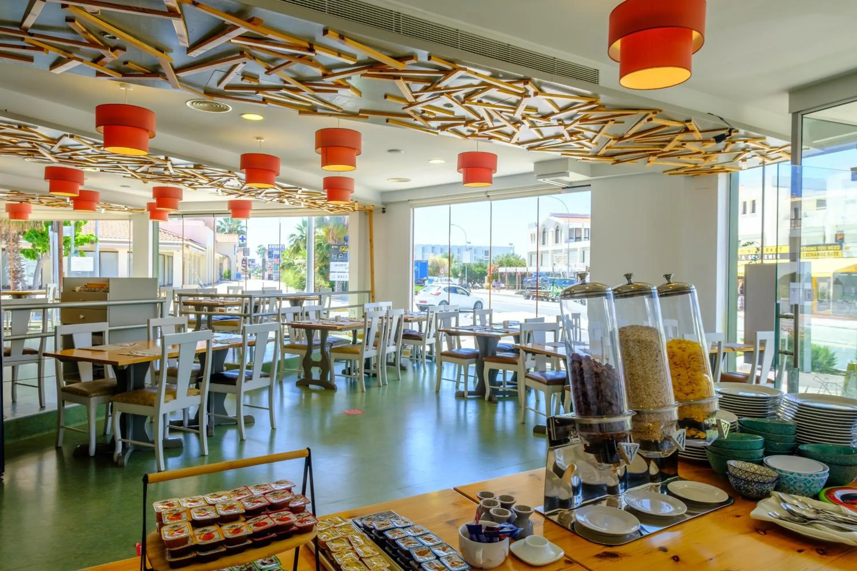 Restaurant/places to eat in Pandream Hotel Apartments Restaurant/places to eat in Pandream Hotel Apartments