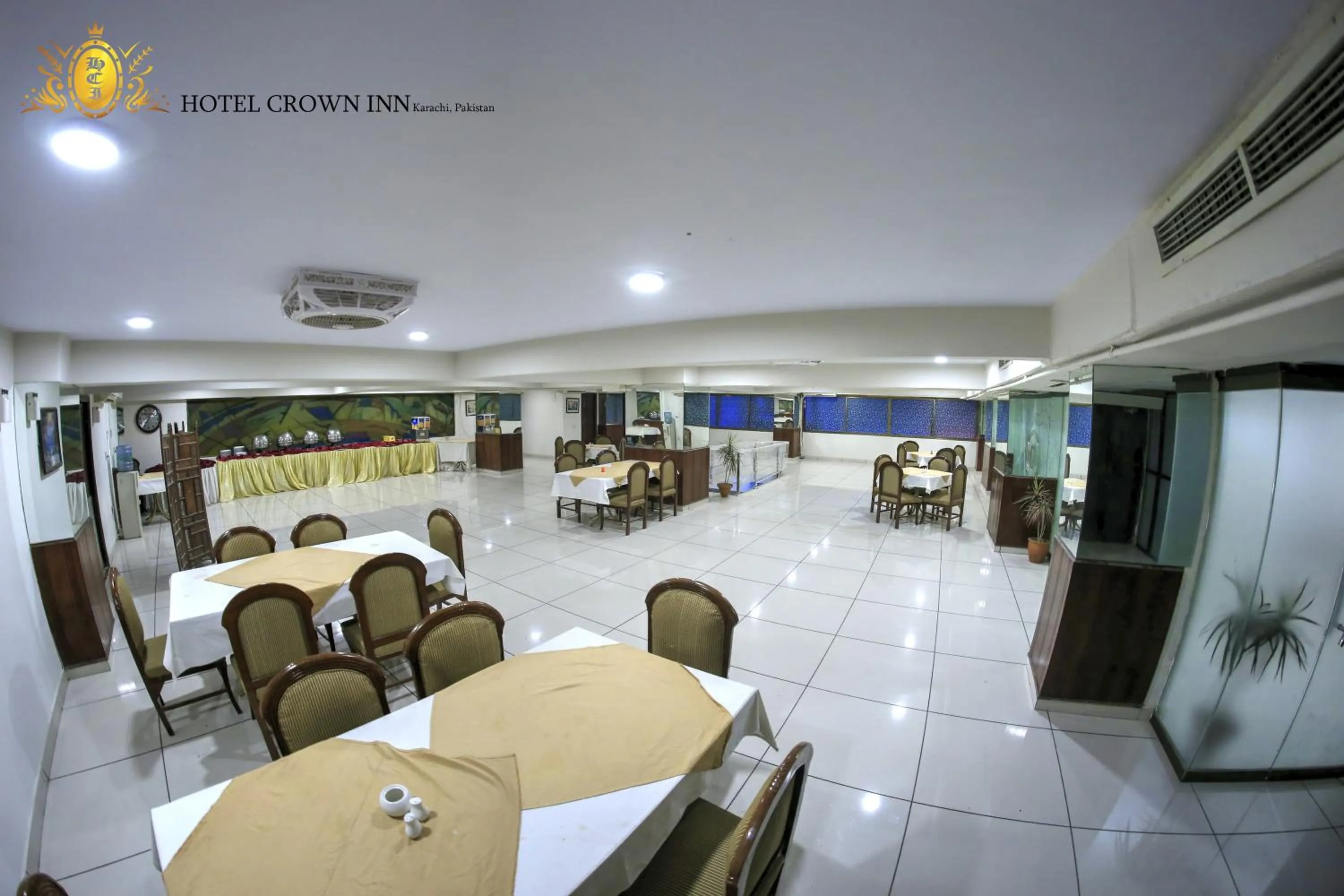 Restaurant/places to eat in Hotel Crown Inn