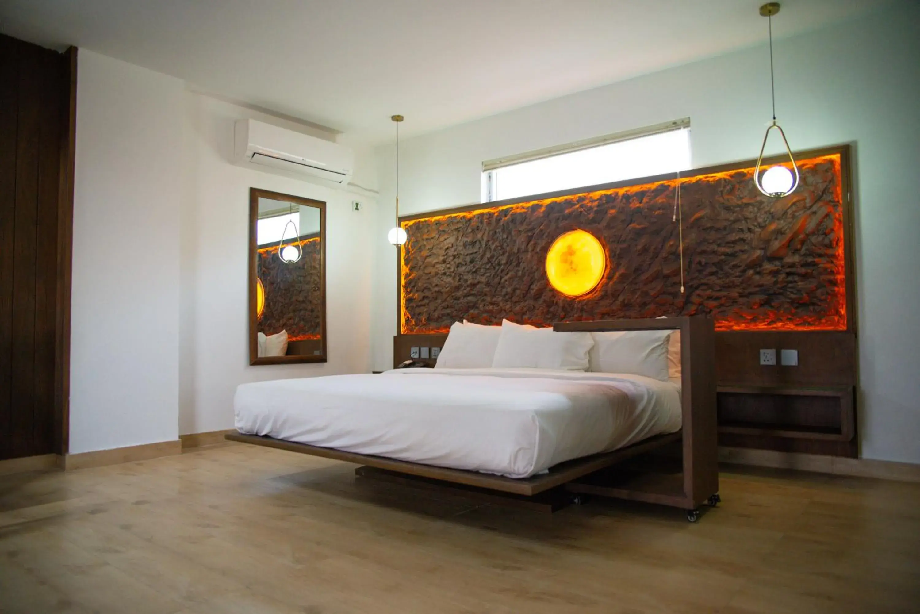 Bed in Hotel Crown Inn Bed in Hotel Crown Inn