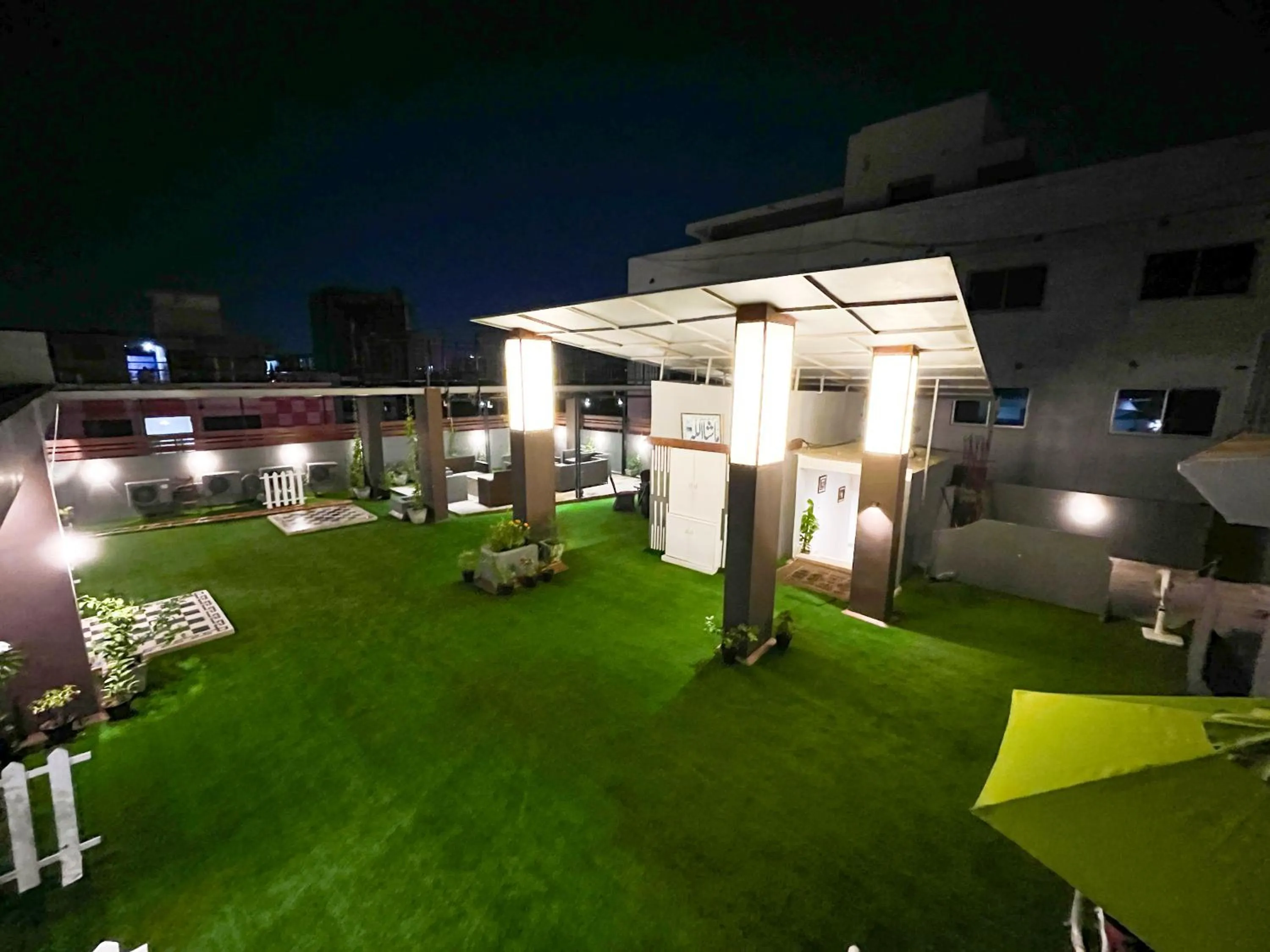 Garden in Hotel Crown Inn