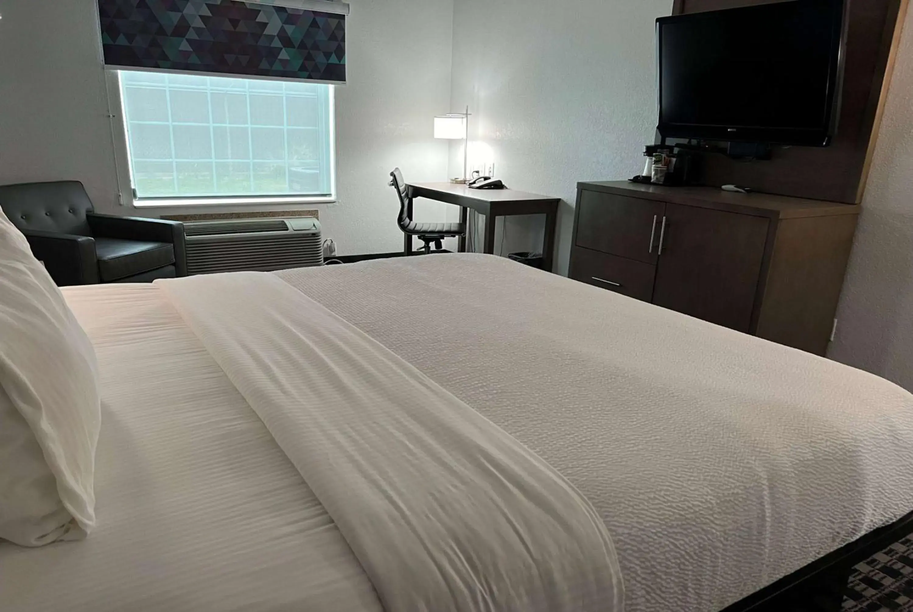 Photo of the whole room, Bed in La Quinta by Wyndham Dalhart Photo of the whole room, Bed in La Quinta by Wyndham Dalhart