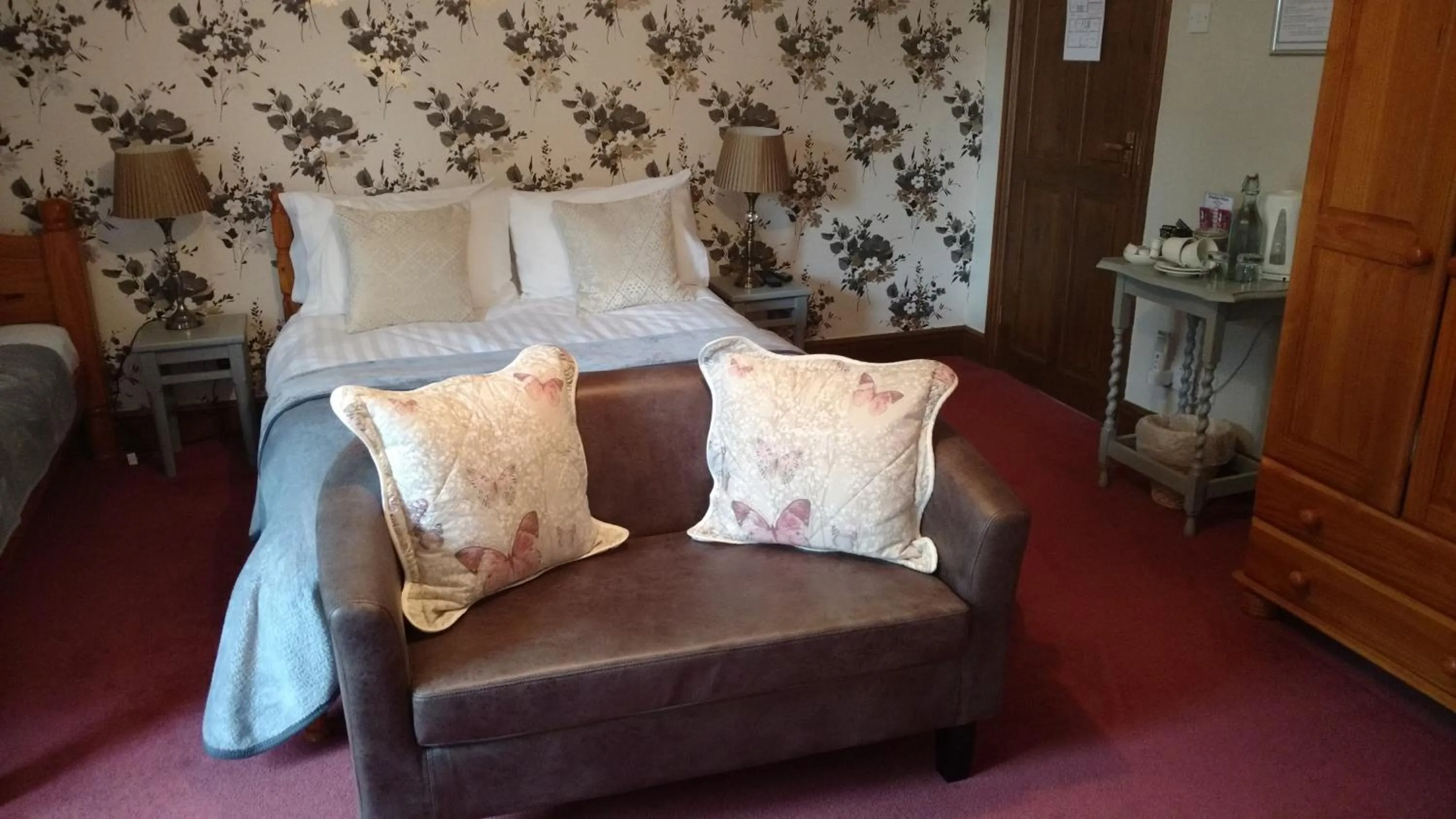 Photo of the whole room in Midtown Farm Bed & Breakfast