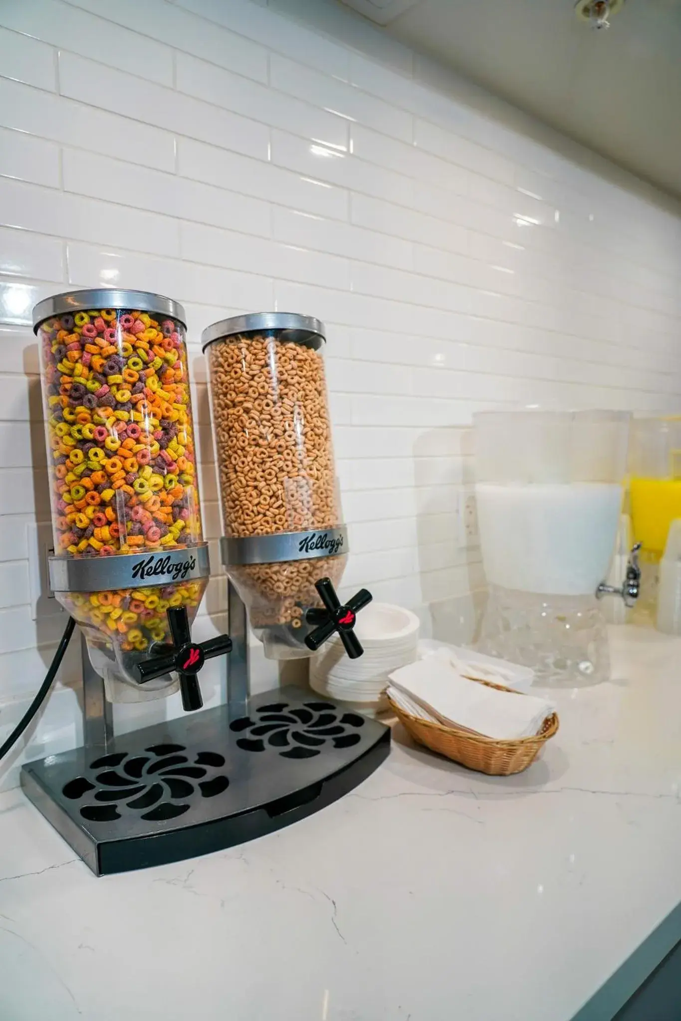 Breakfast in West Edmonton Mall Inn Breakfast in West Edmonton Mall Inn