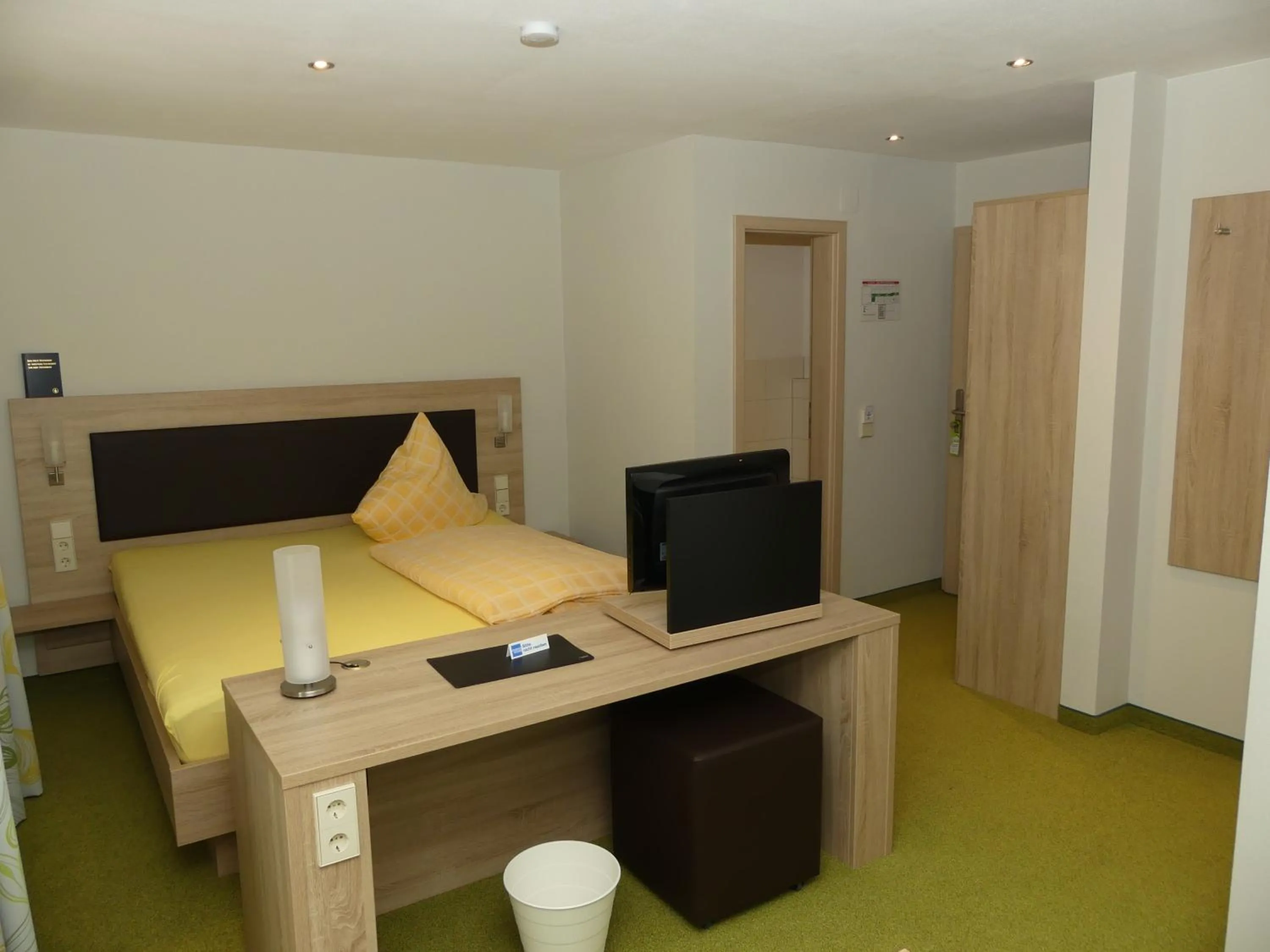 Photo of the whole room, Bed in Hotel KRONE Garni