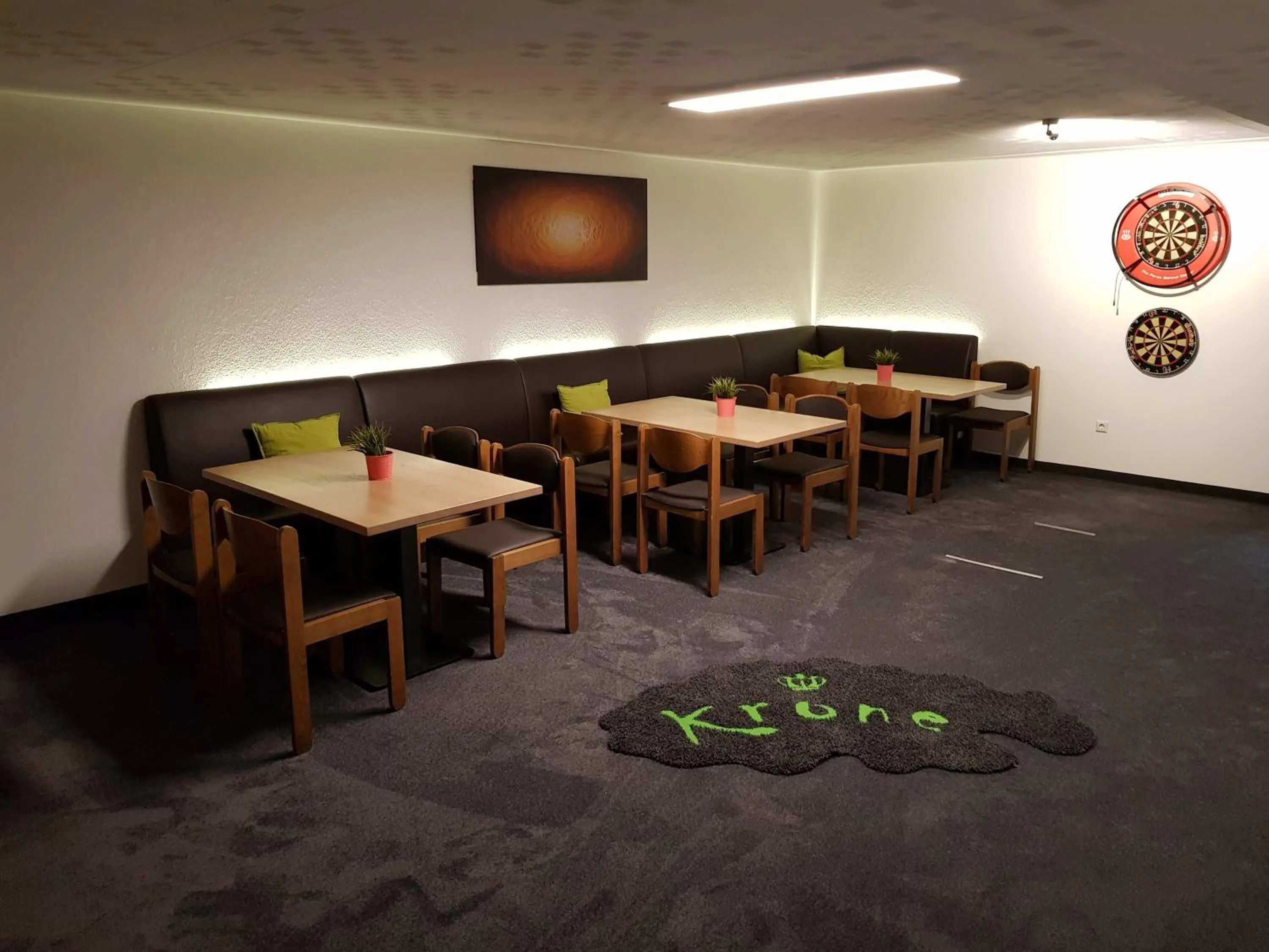 Restaurant/places to eat in Hotel KRONE Garni