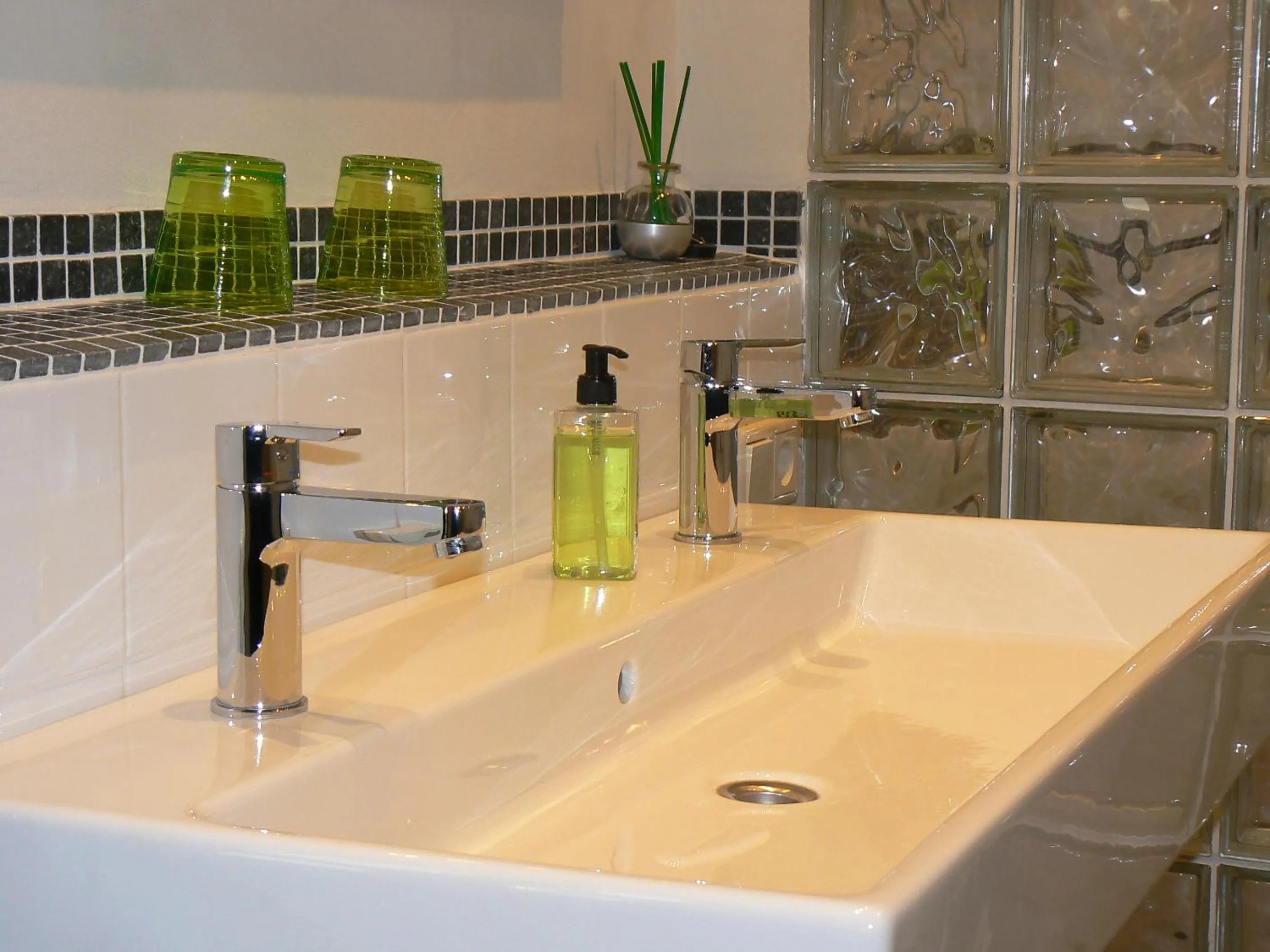 Bathroom in B&B van Dinter