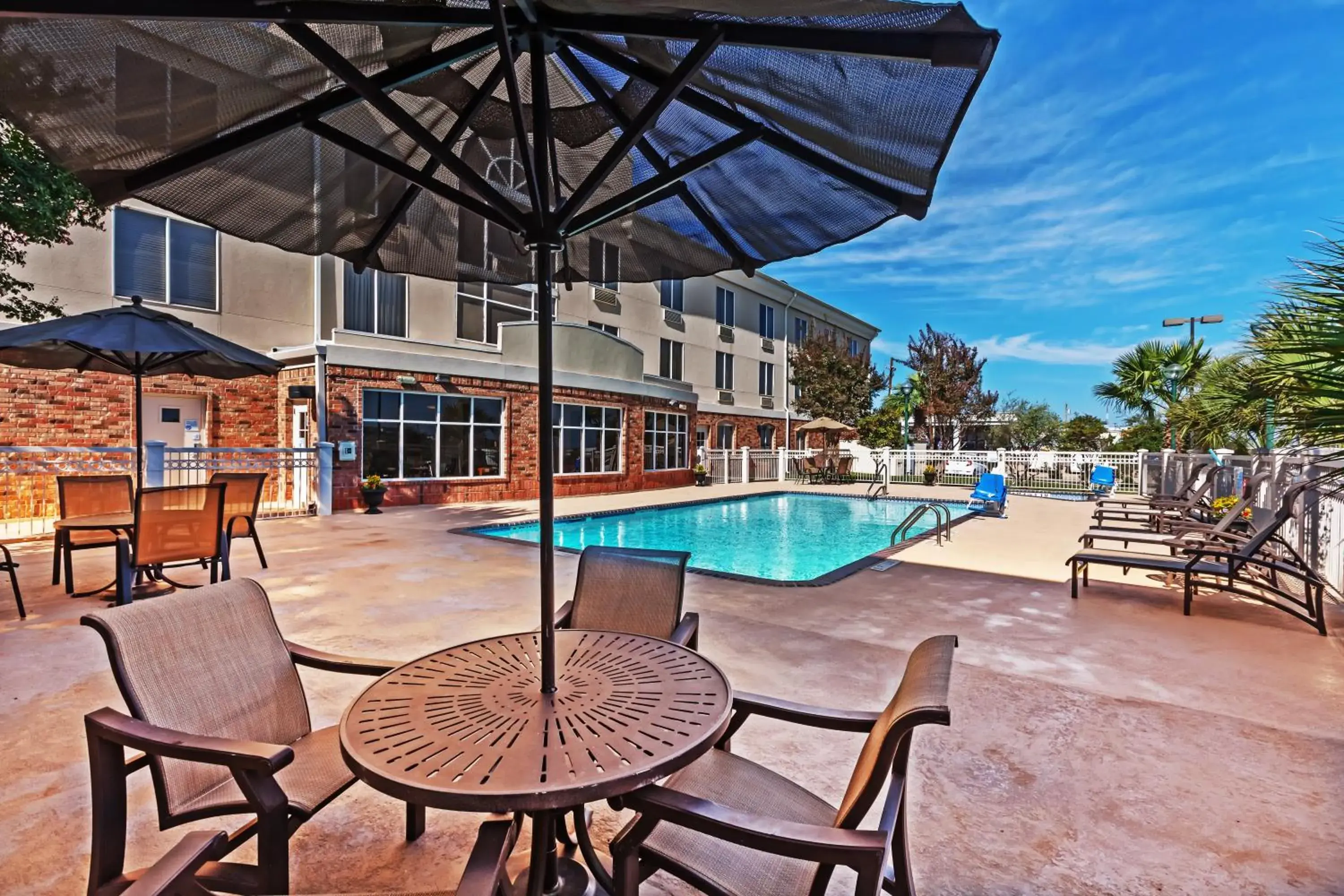 Swimming pool in Holiday Inn Express Hotel & Suites Eagle Pass by IHG Swimming pool in Holiday Inn Express Hotel & Suites Eagle Pass by IHG