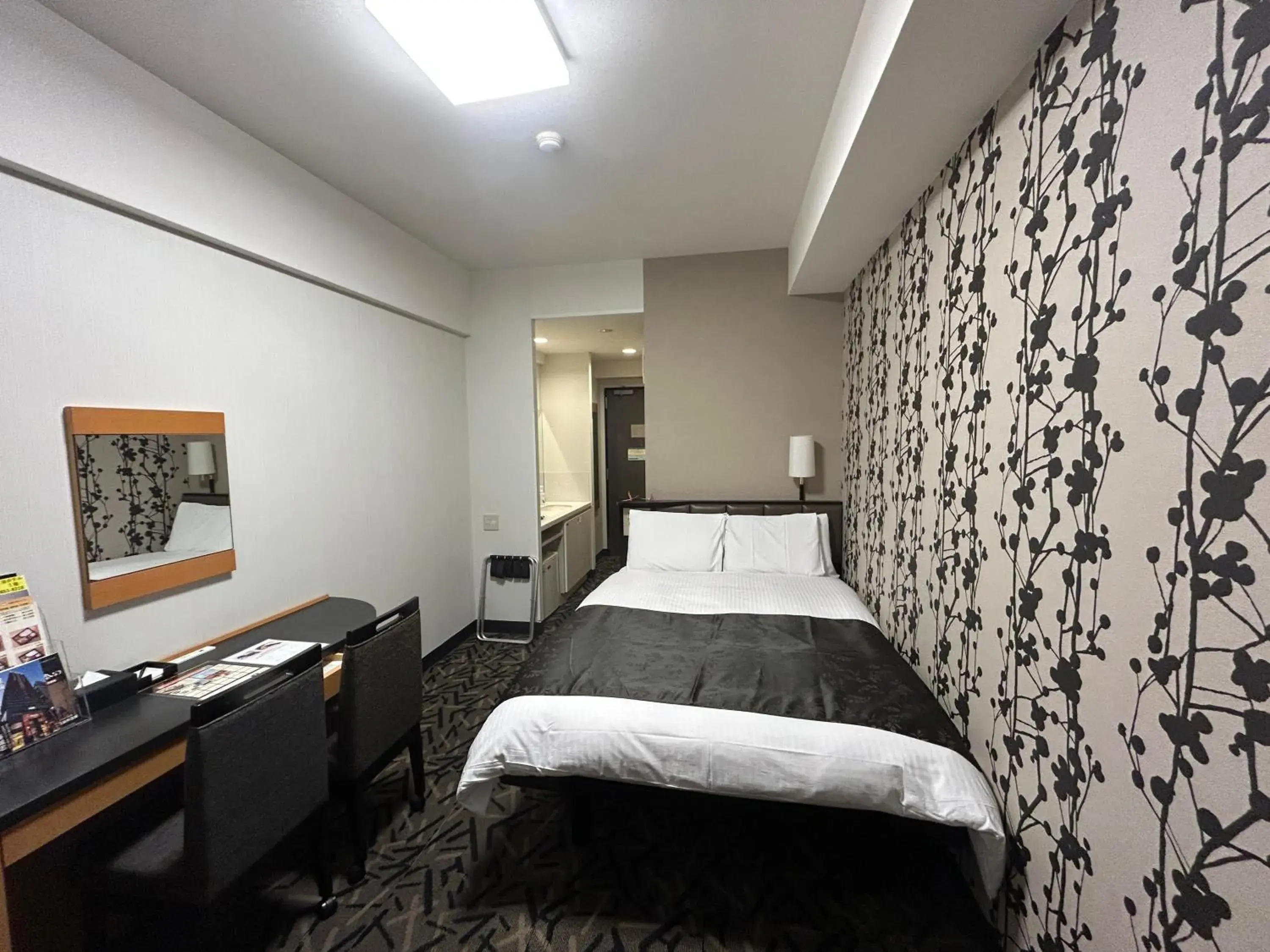 Photo of the whole room in APA Hotel Machidaeki-Higashi Photo of the whole room in APA Hotel Machidaeki-Higashi