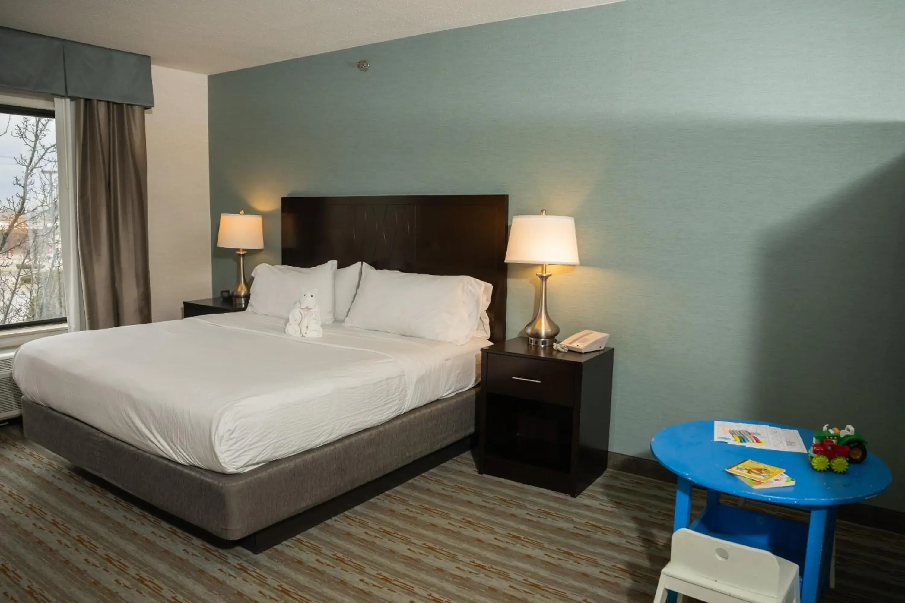 bunk bed, Bed in Wyndham Garden Erie bunk bed, Bed in Wyndham Garden Erie