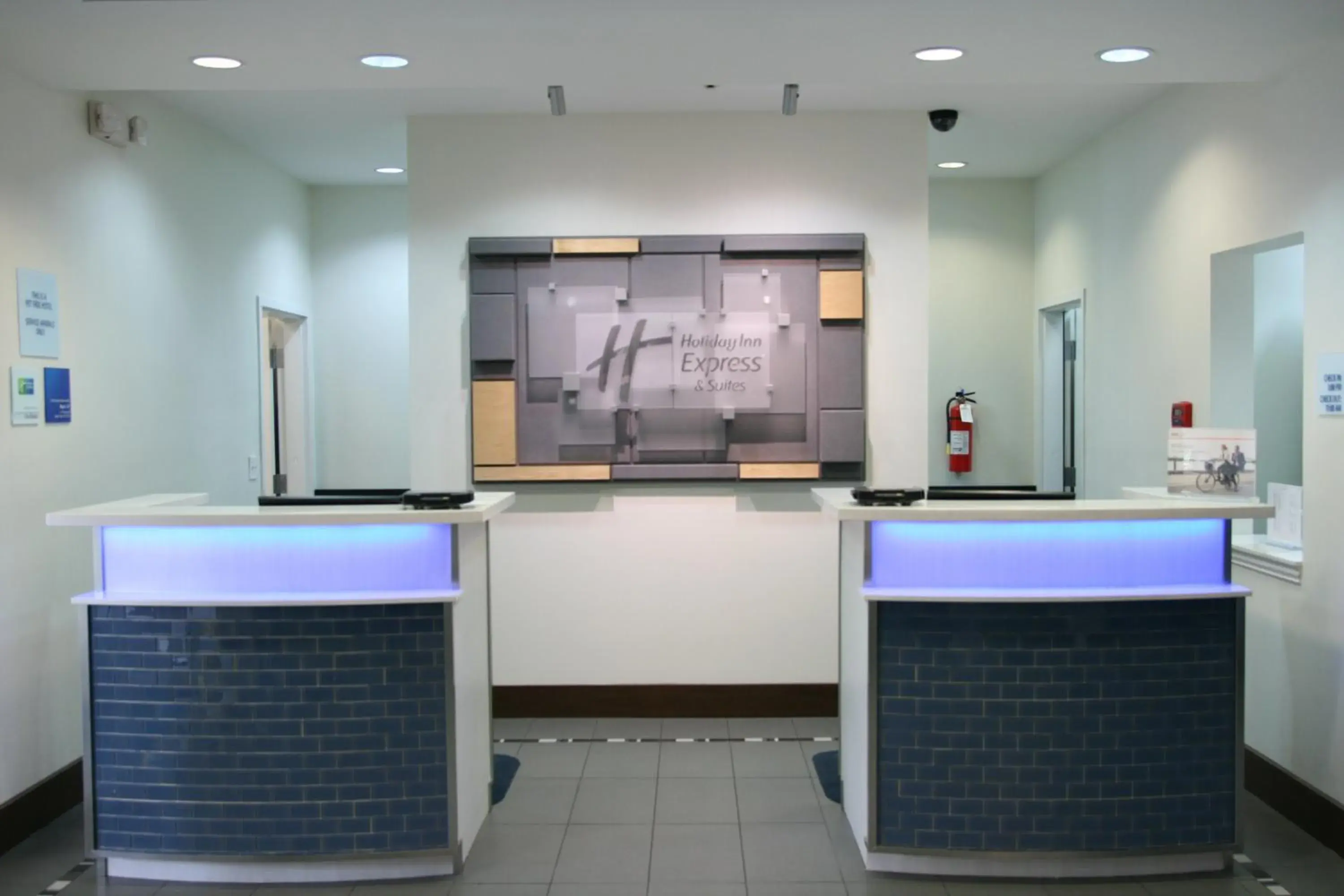 Property building in Holiday Inn Express Hotel & Suites Clute-Lake Jackson by IHG Property building in Holiday Inn Express Hotel & Suites Clute-Lake Jackson by IHG