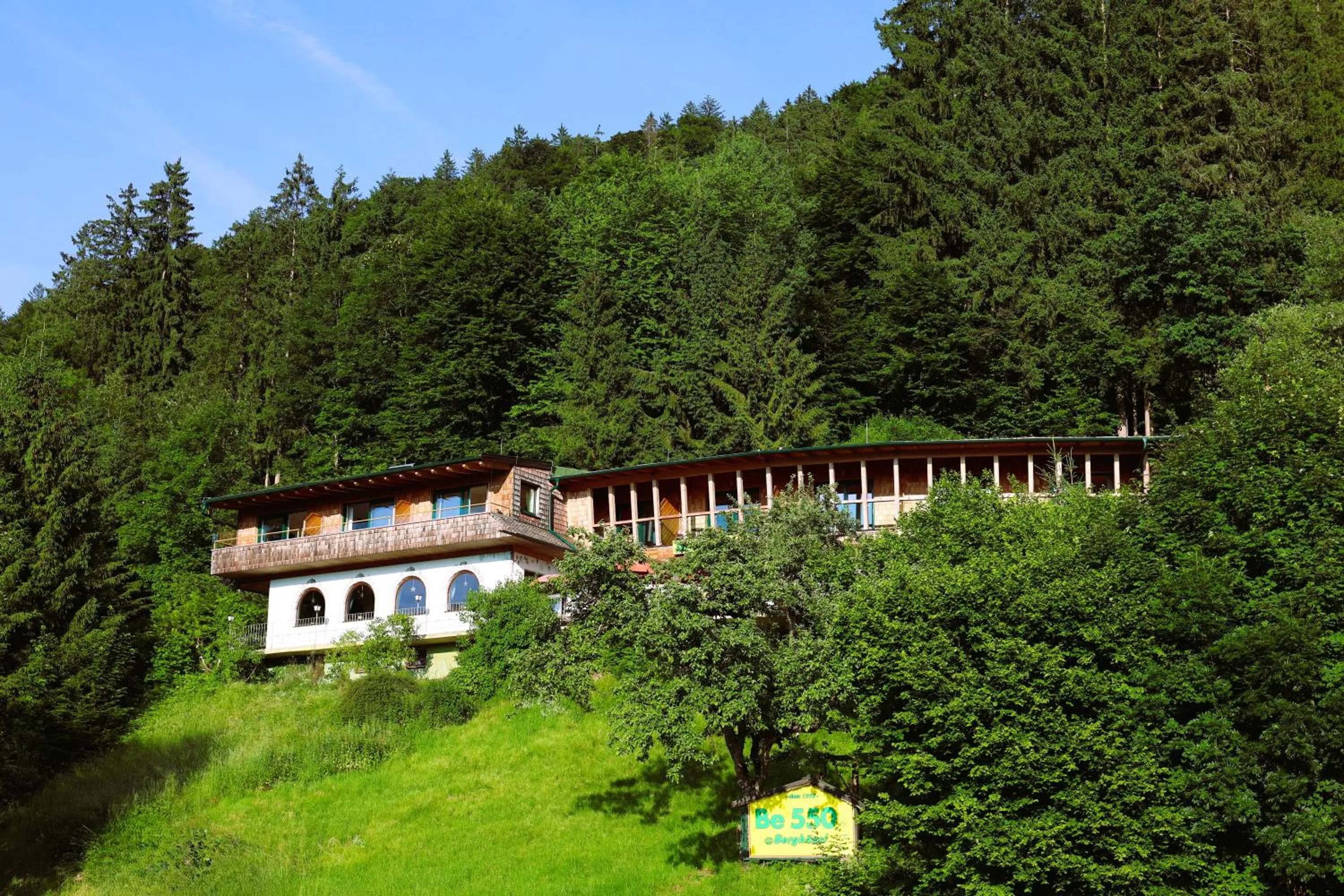 Property building in Be 550