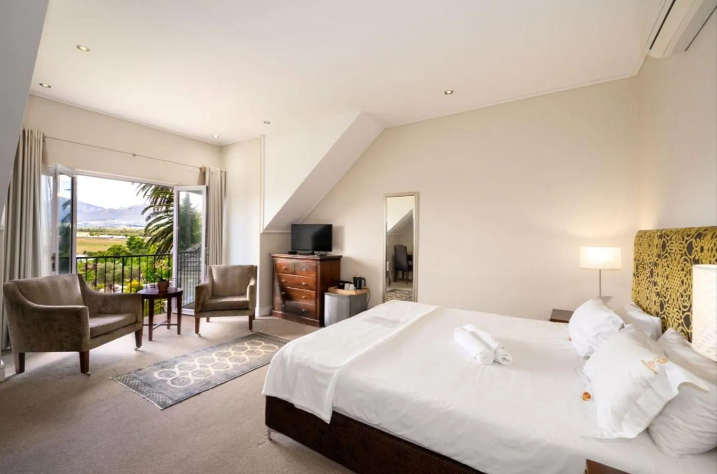 Bedroom, Bed in Wild Mushroom Country House