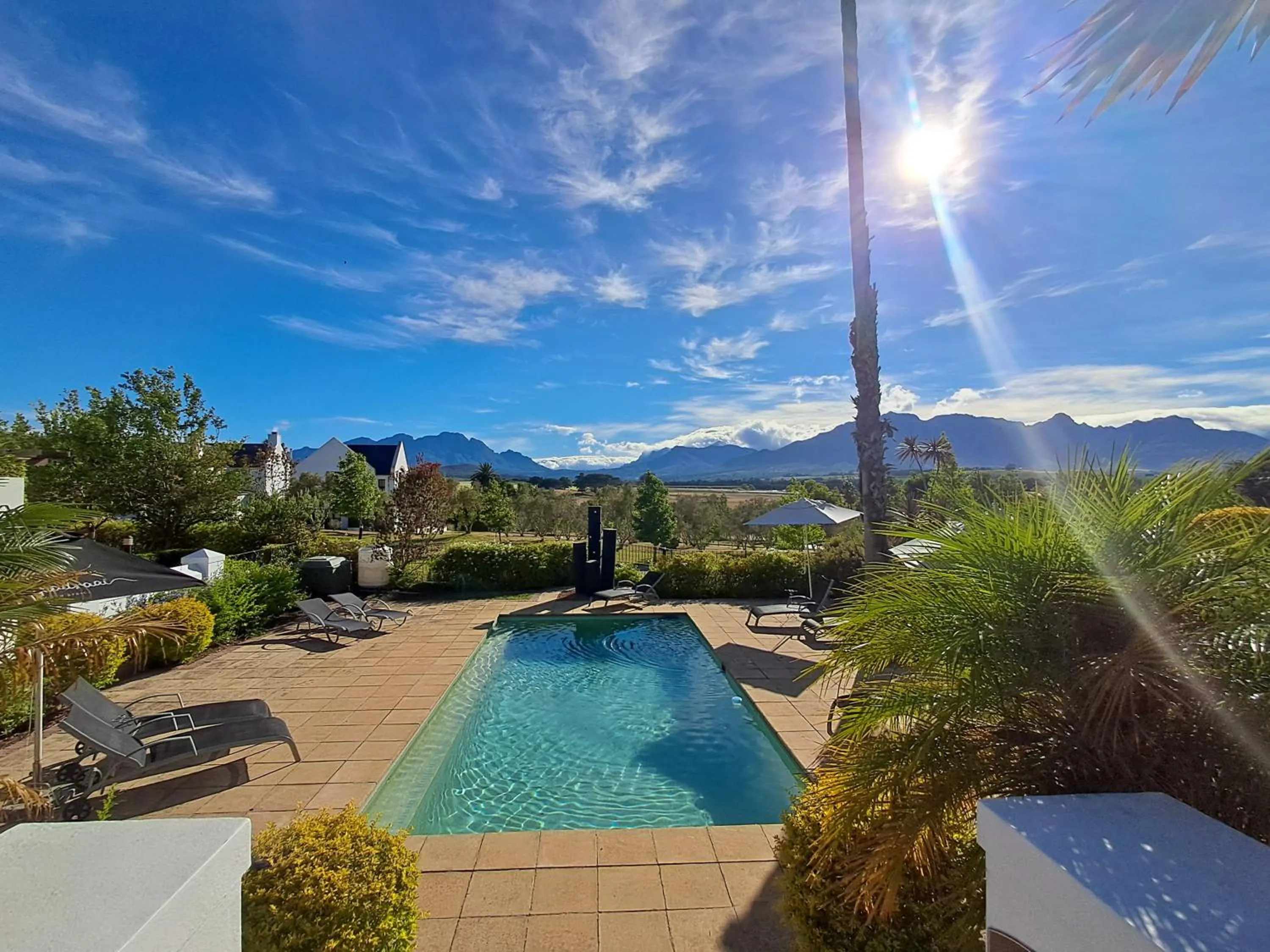 Swimming pool in Wild Mushroom Country House