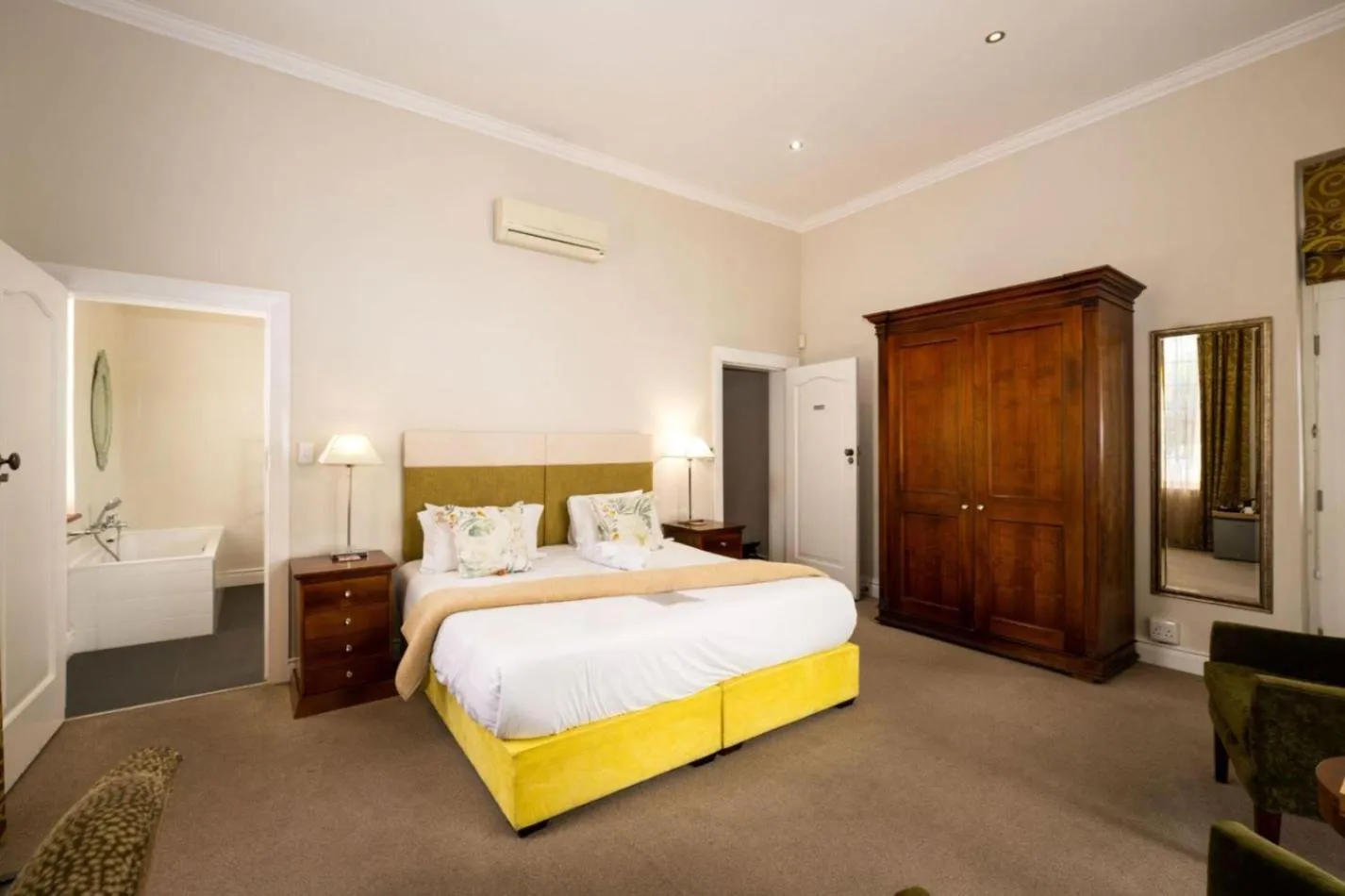 Bedroom, Bed in Wild Mushroom Country House
