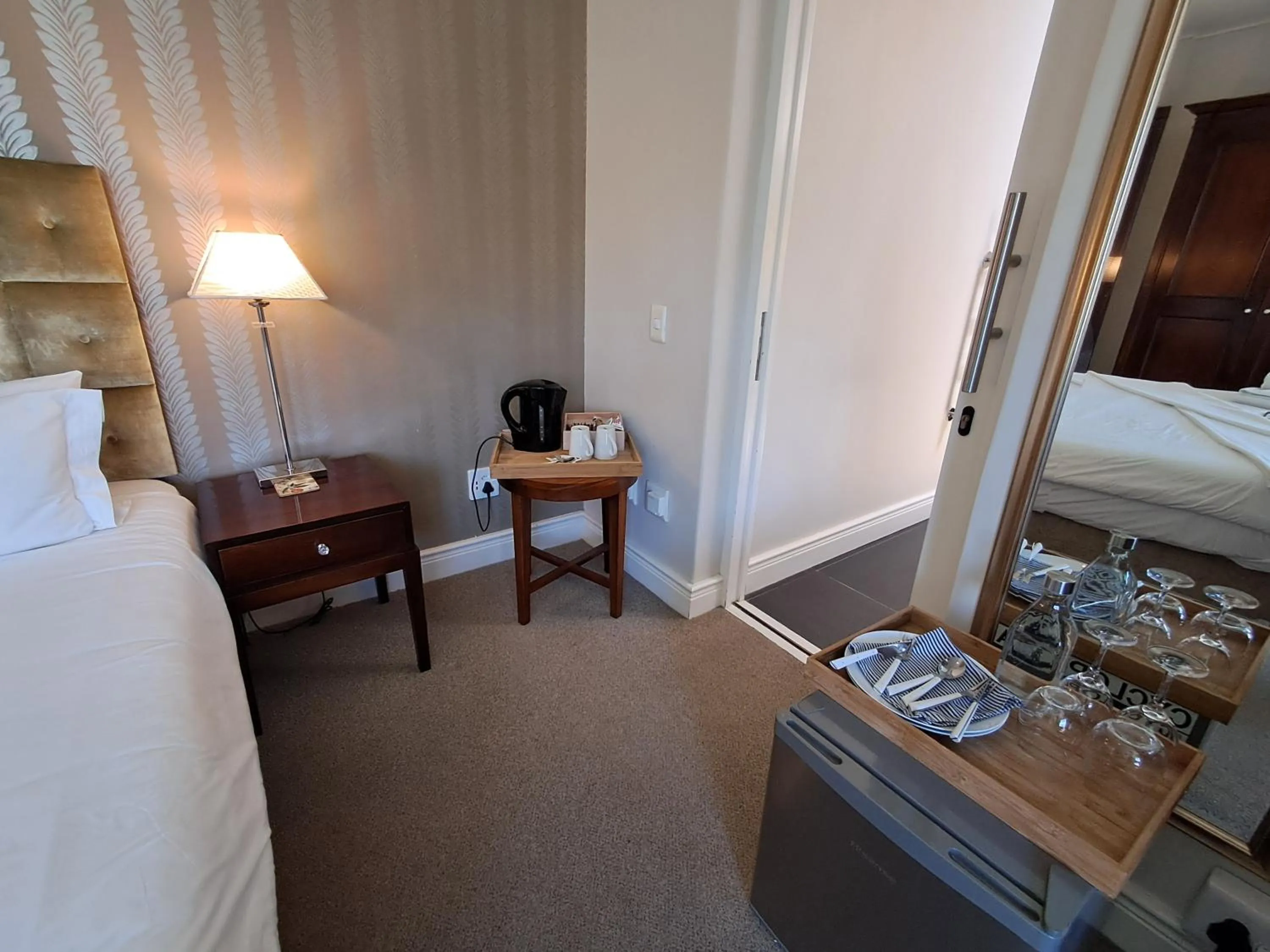 Coffee/tea facilities, Bed in Wild Mushroom Country House