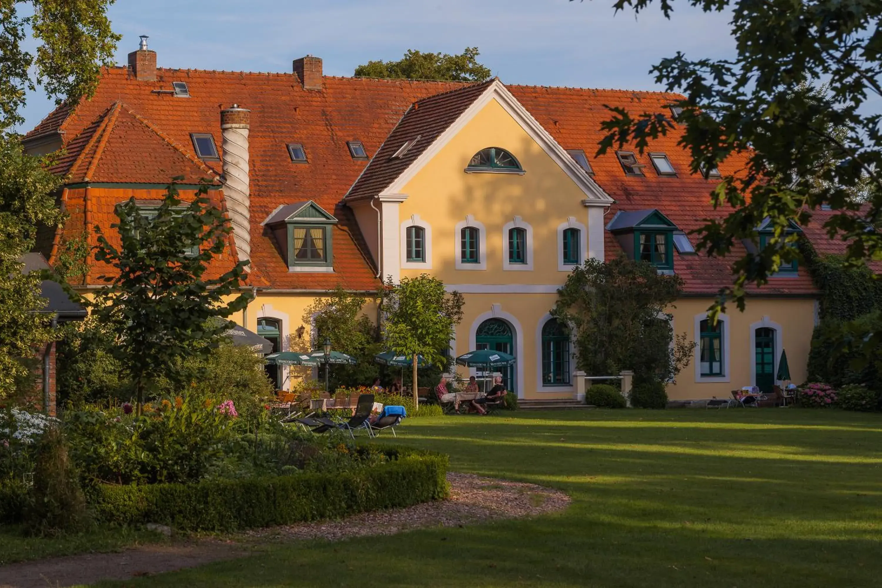 Das Gutshaus Solzow Mecklenburgische Seenplatte Müritz Das Gutshaus Solzow Mecklenburgische Seenplatte Müritz