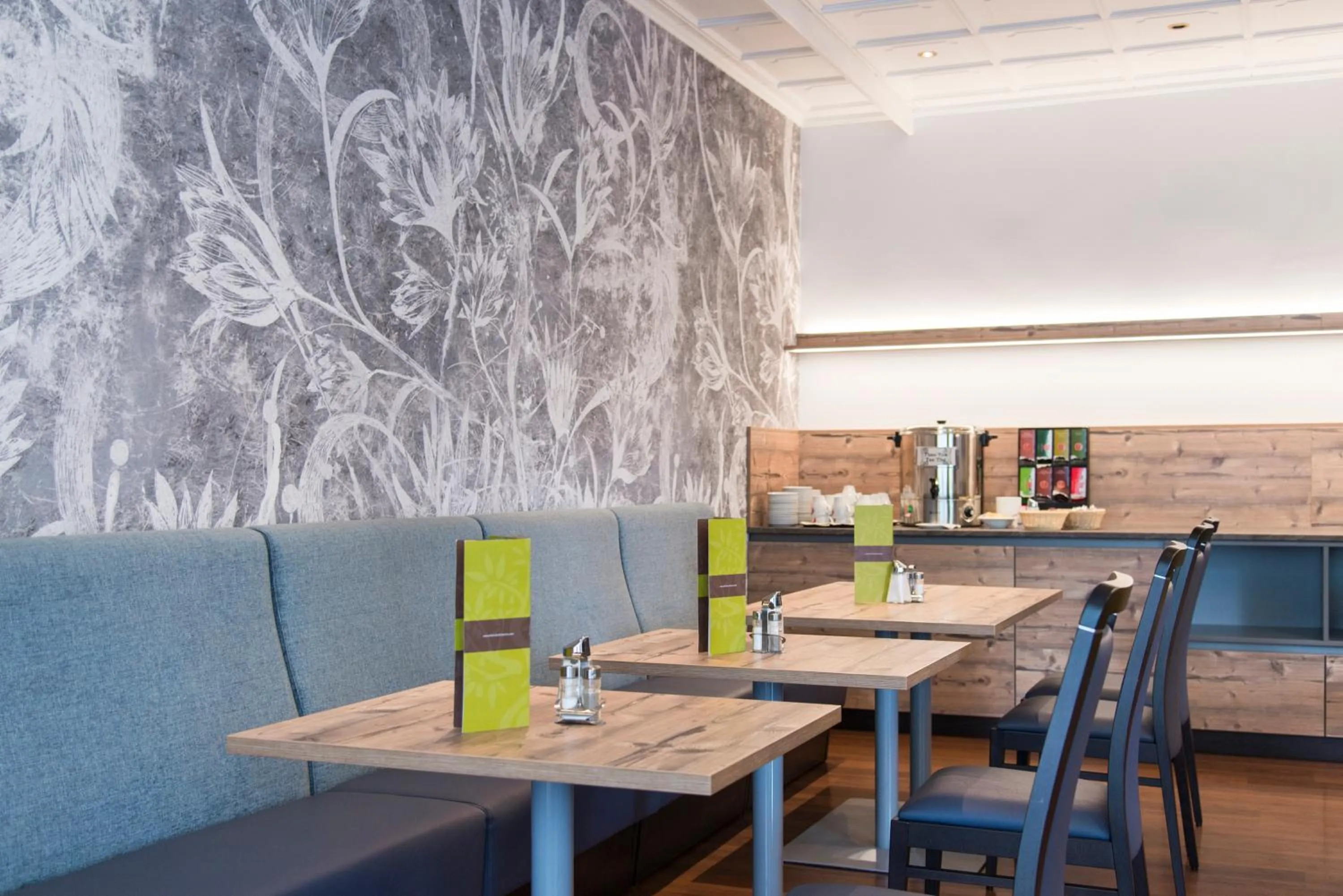 Restaurant/places to eat in Hotel Alpenhof