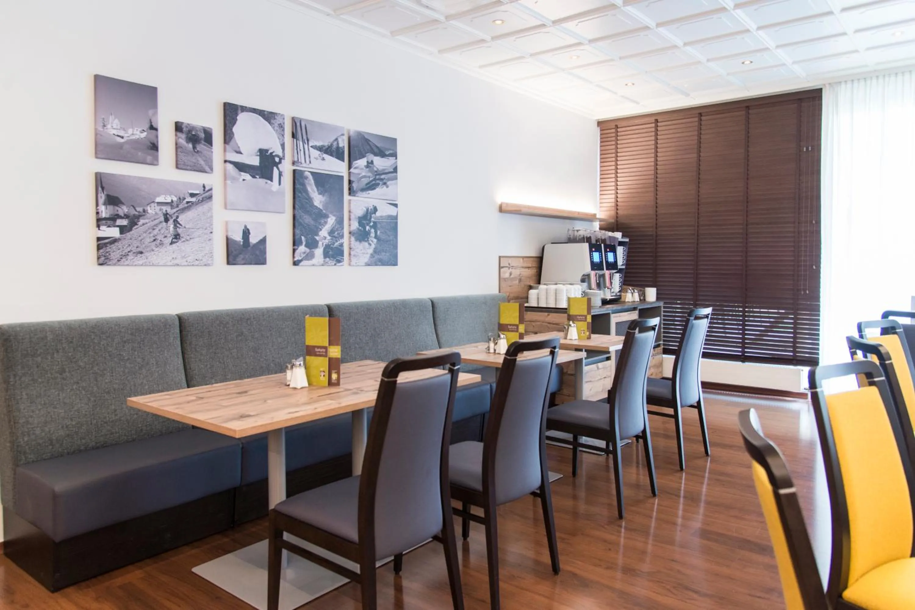 Restaurant/places to eat in Hotel Alpenhof