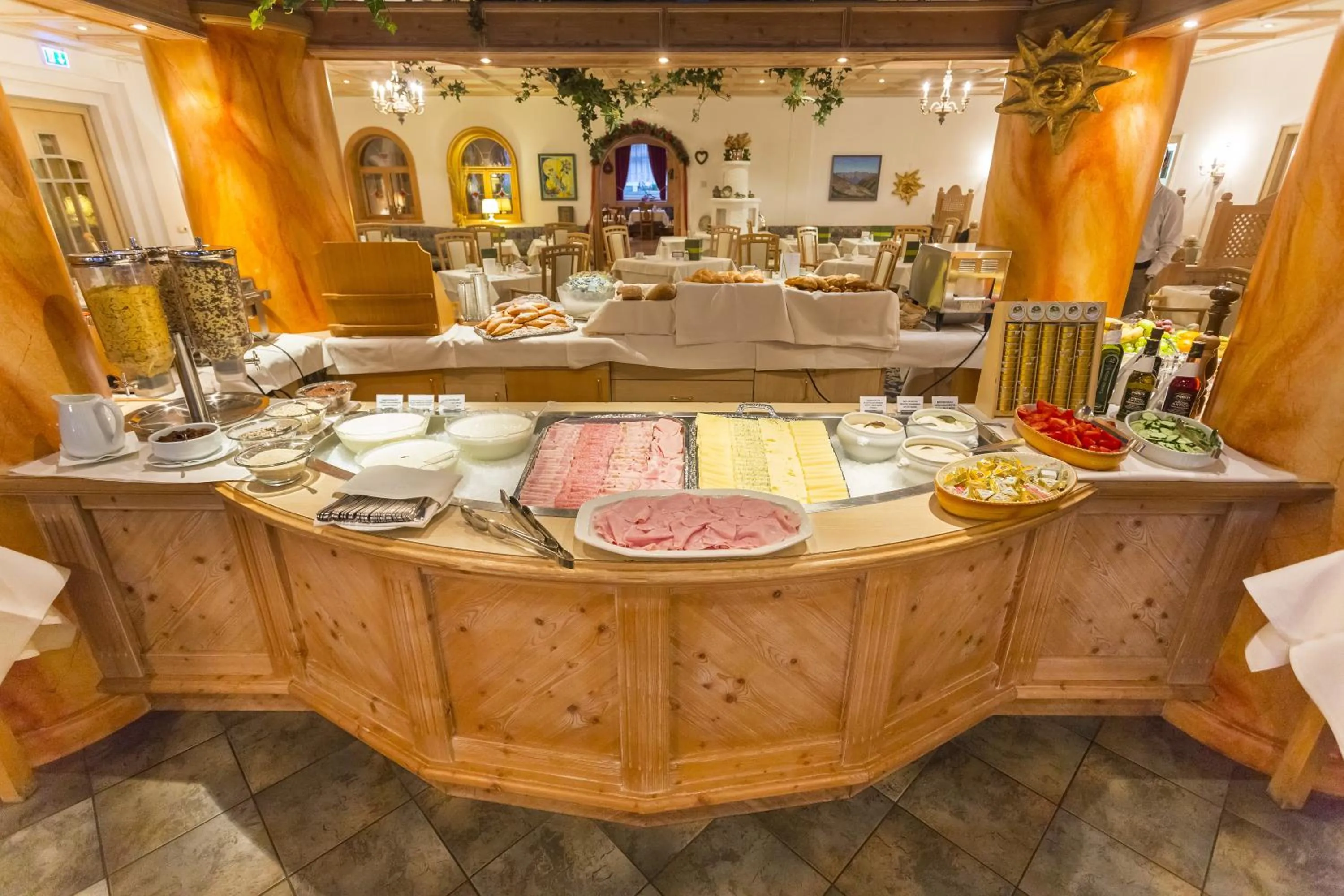 Restaurant/places to eat in Hotel Alpenhof