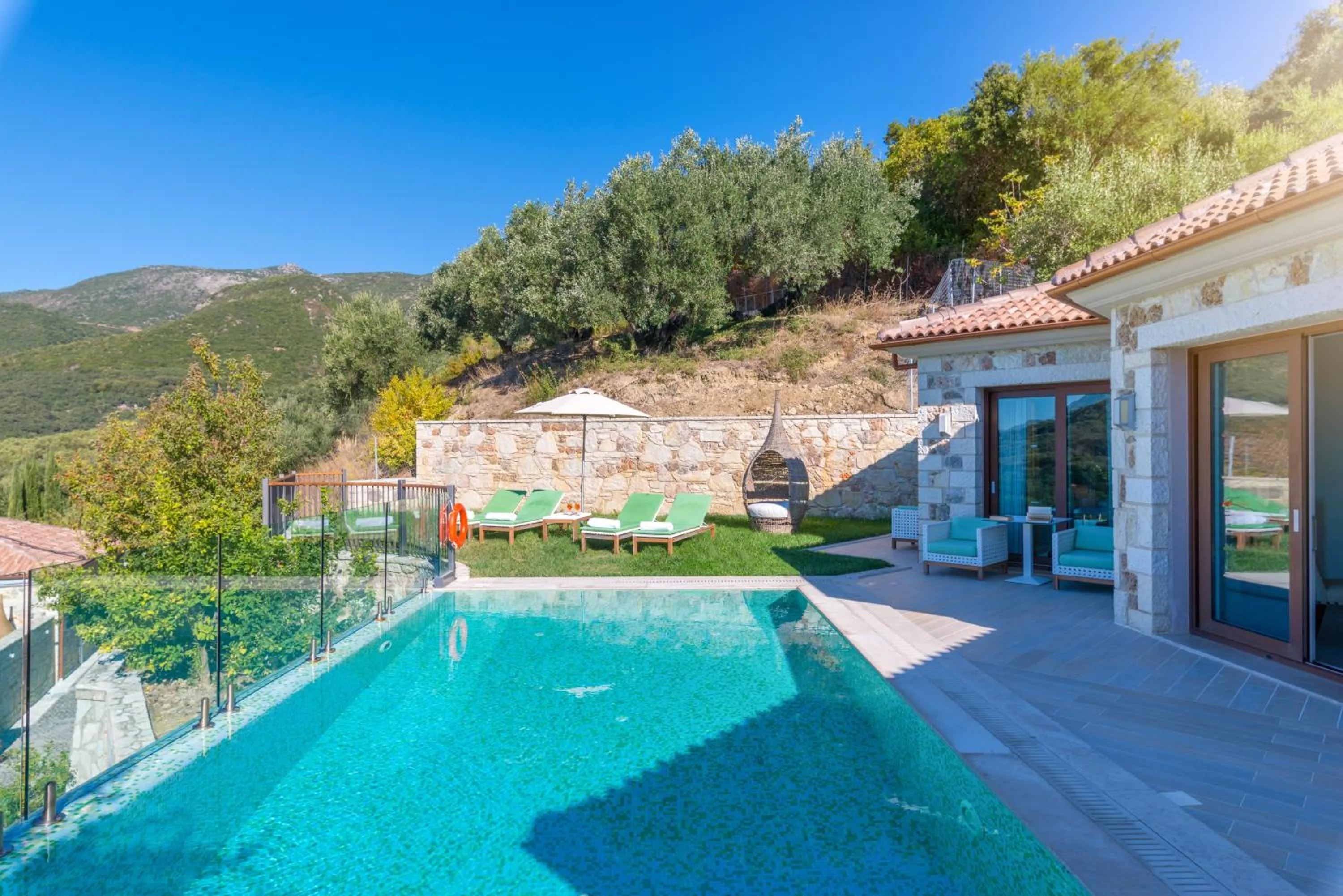 Garden in Salvator Villas & Spa Hotel