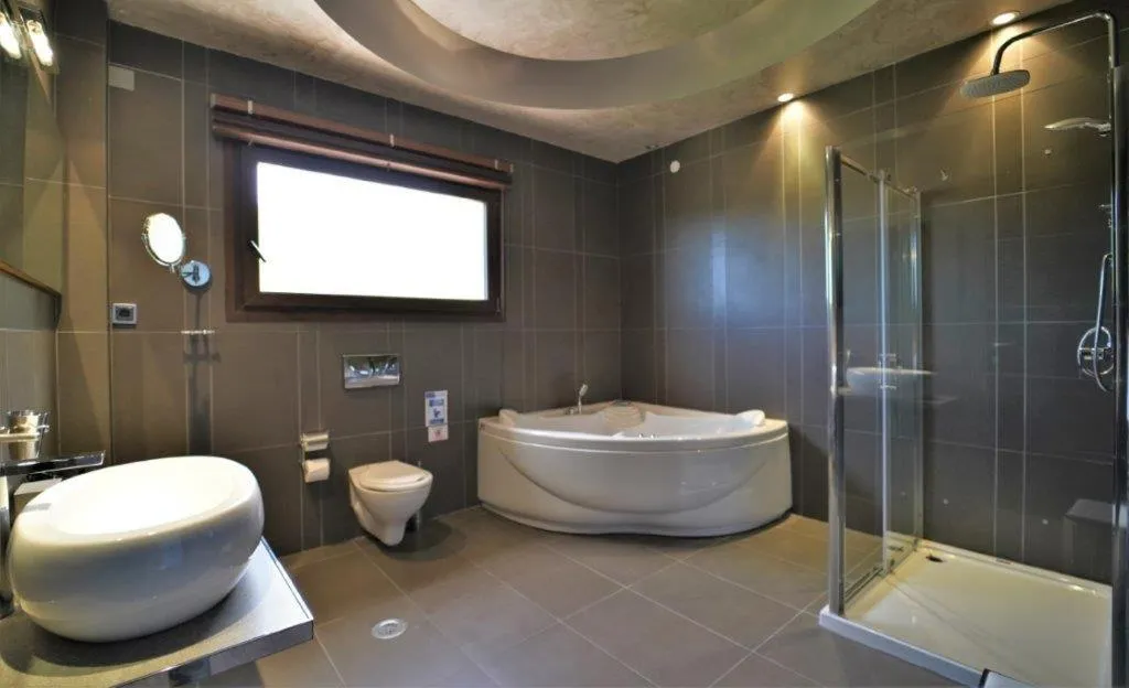 Salvator Villas & Spa Hotel