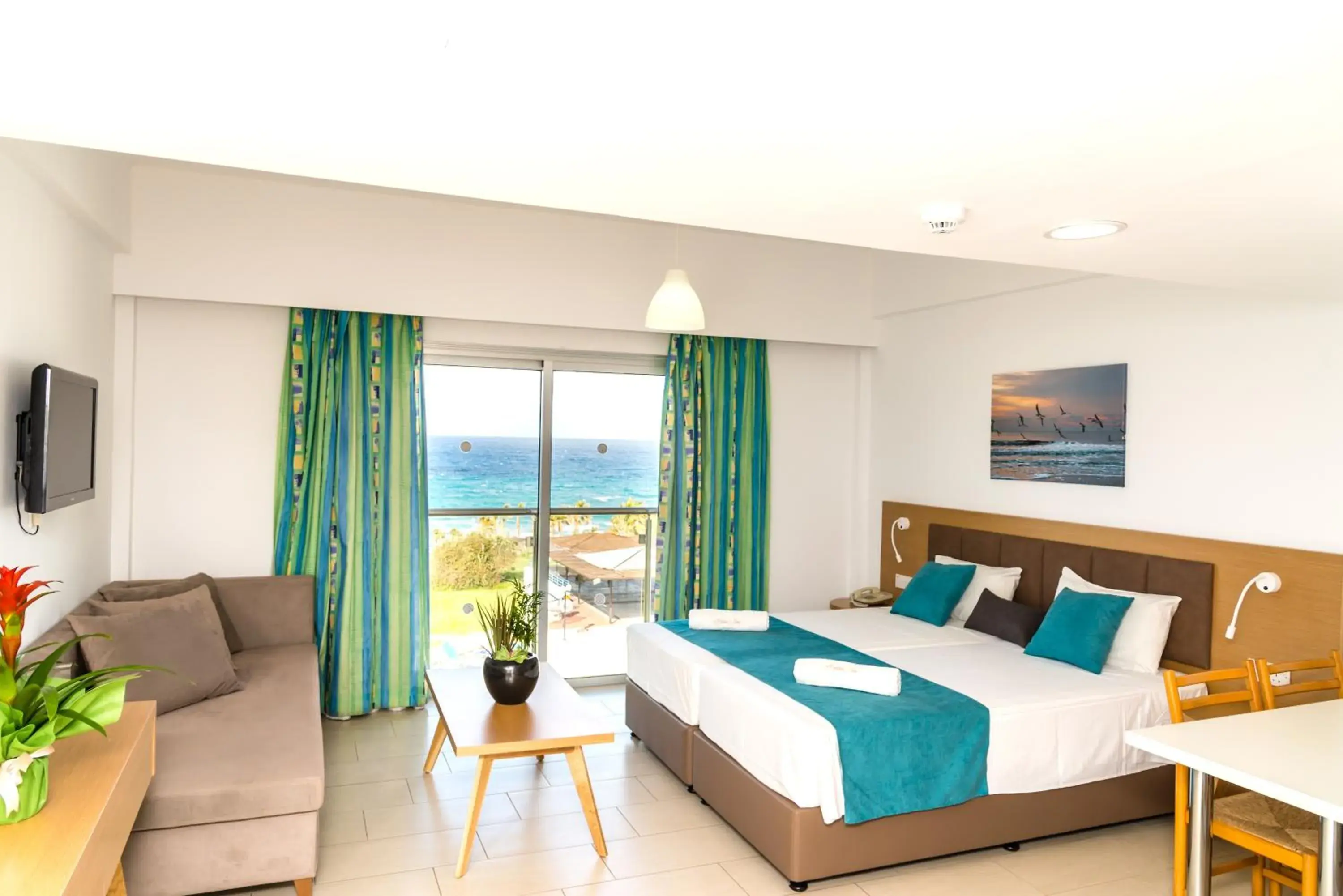 Sea view, Bed in Helios Bay Hotel and Suites Sea view, Bed in Helios Bay Hotel and Suites